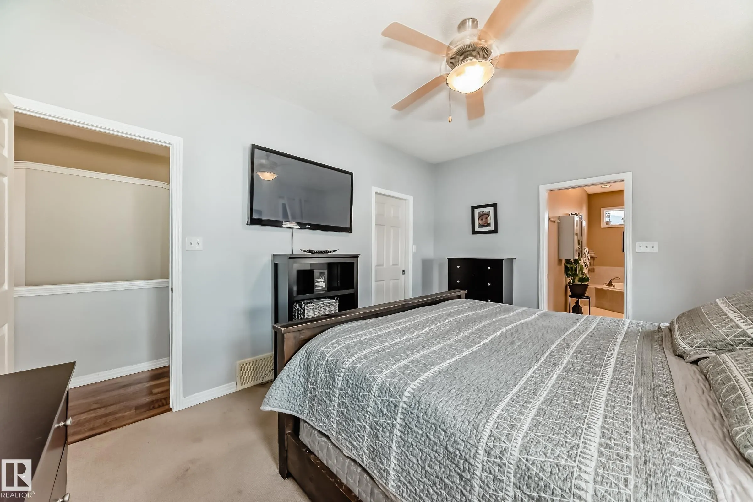 4931 152 Ave