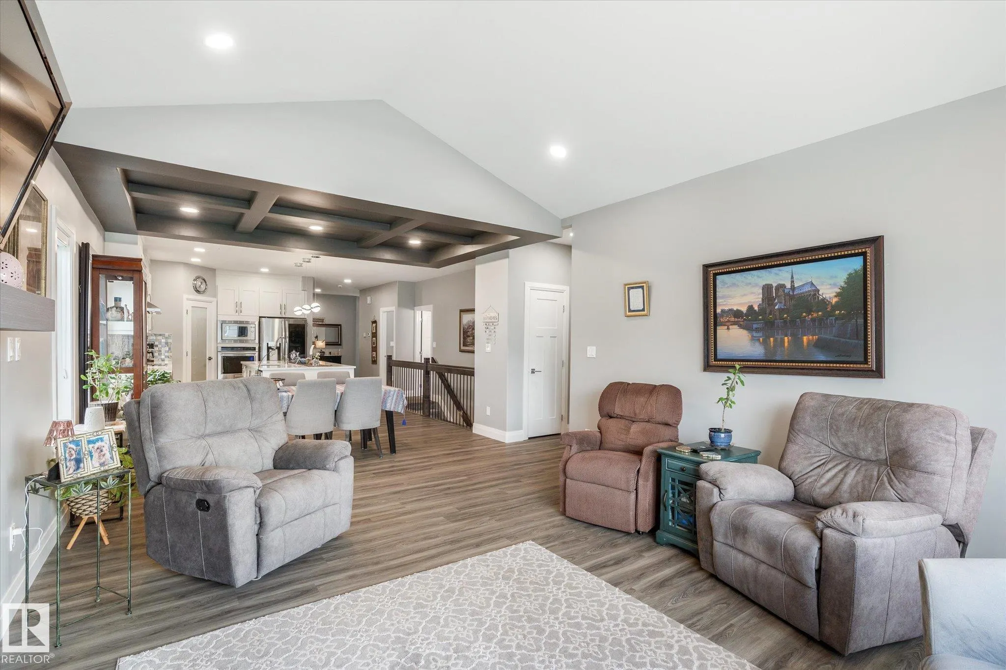 1381 ENRIGHT LANDING Landing