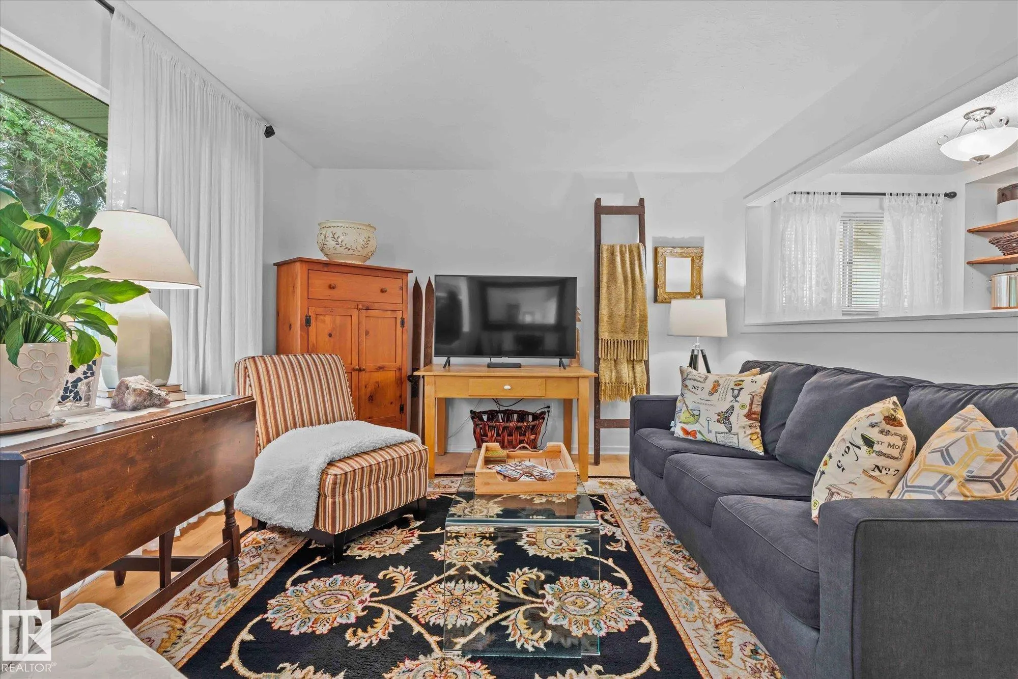 17 ELIZABETH Drive