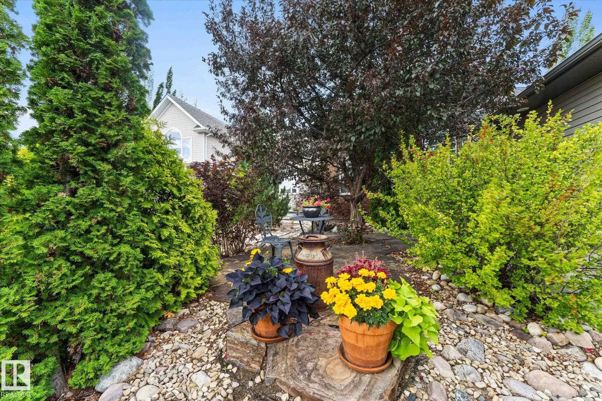 20 HAWKSTONE Landing