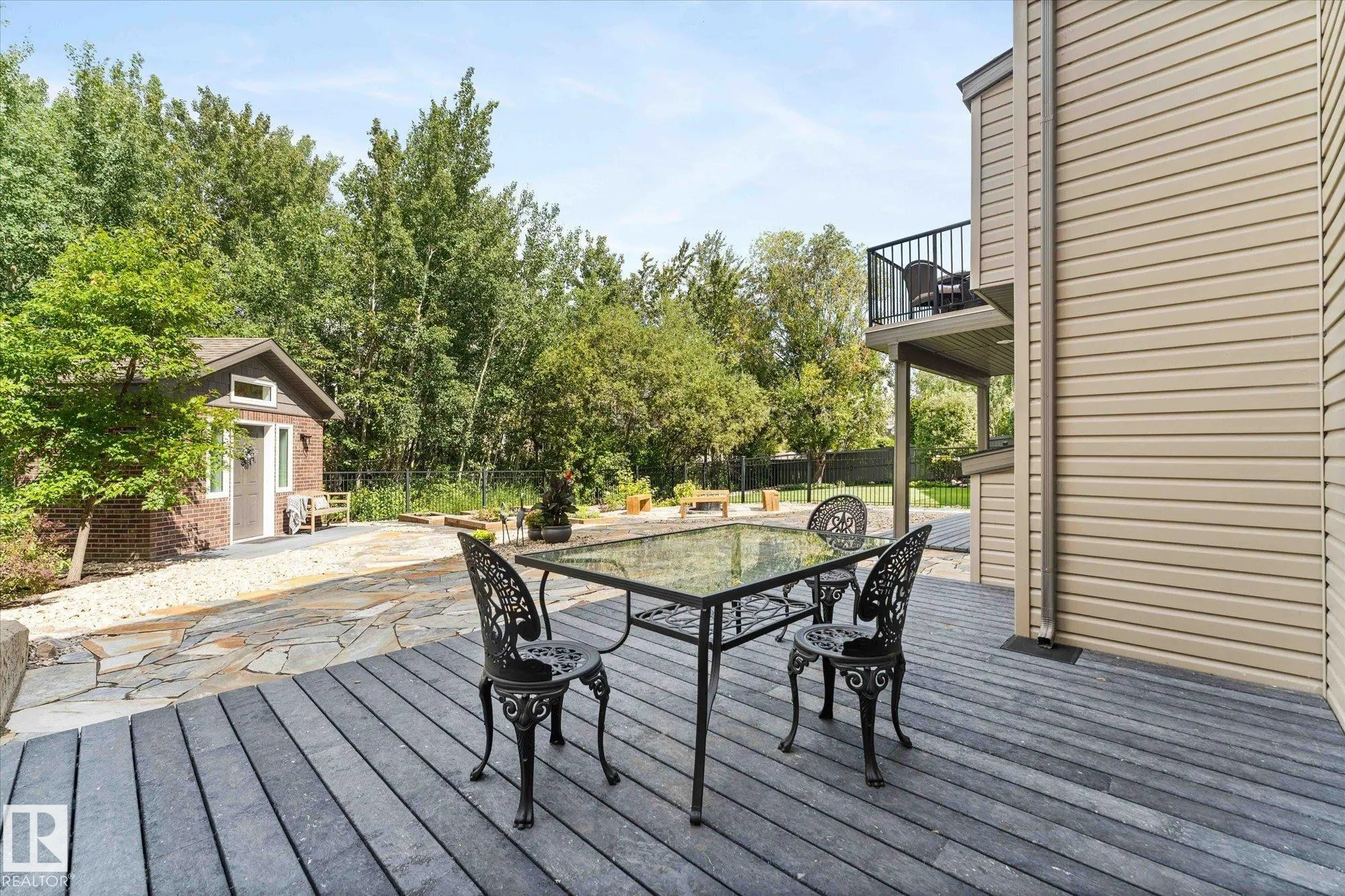 20 HAWKSTONE Landing