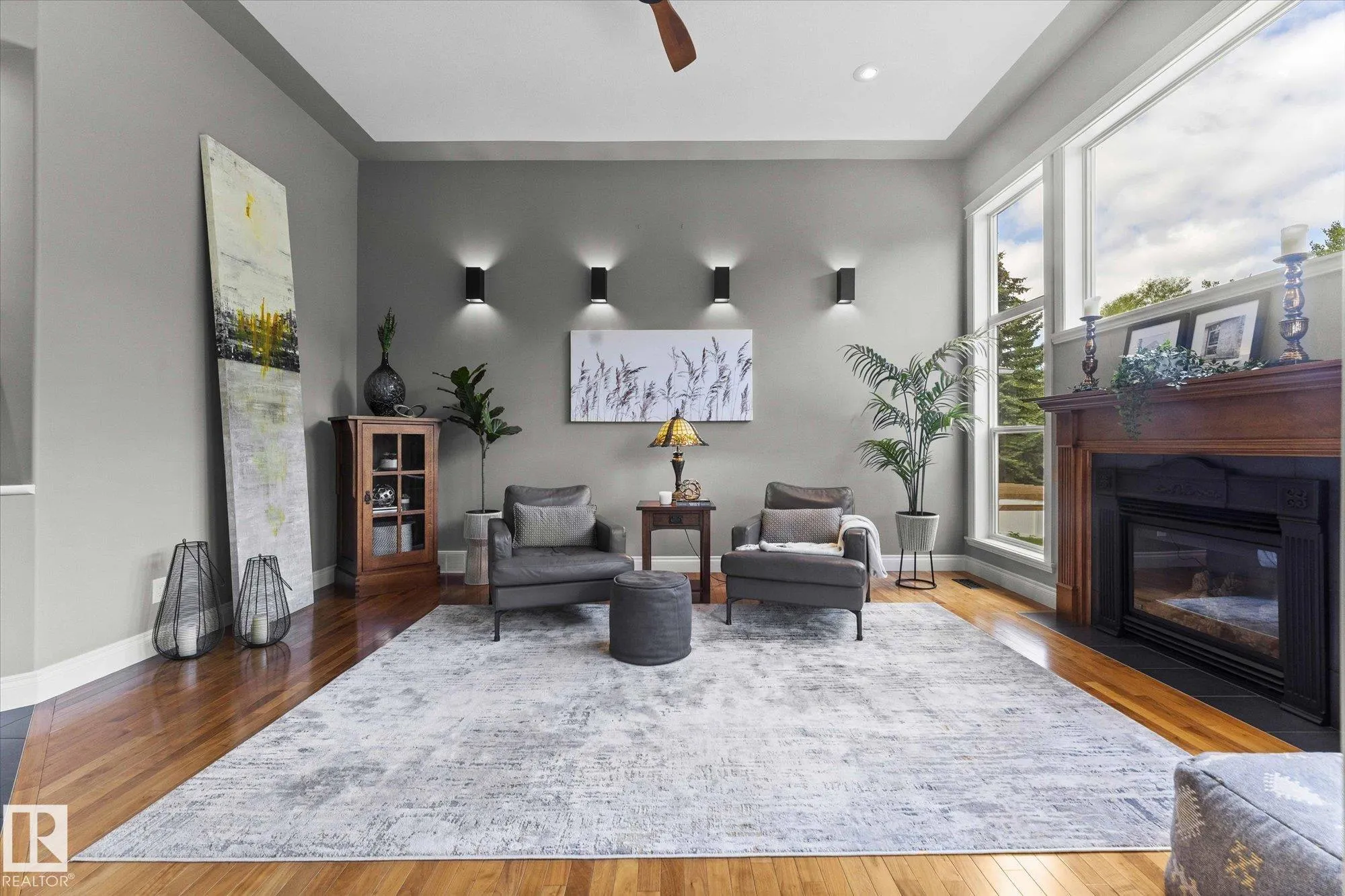 20 HAWKSTONE Landing