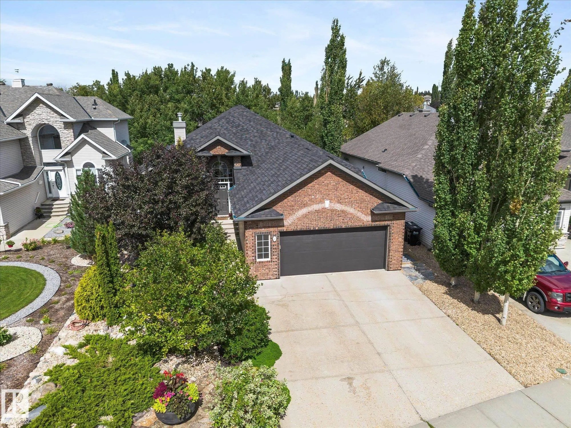 20 HAWKSTONE Landing