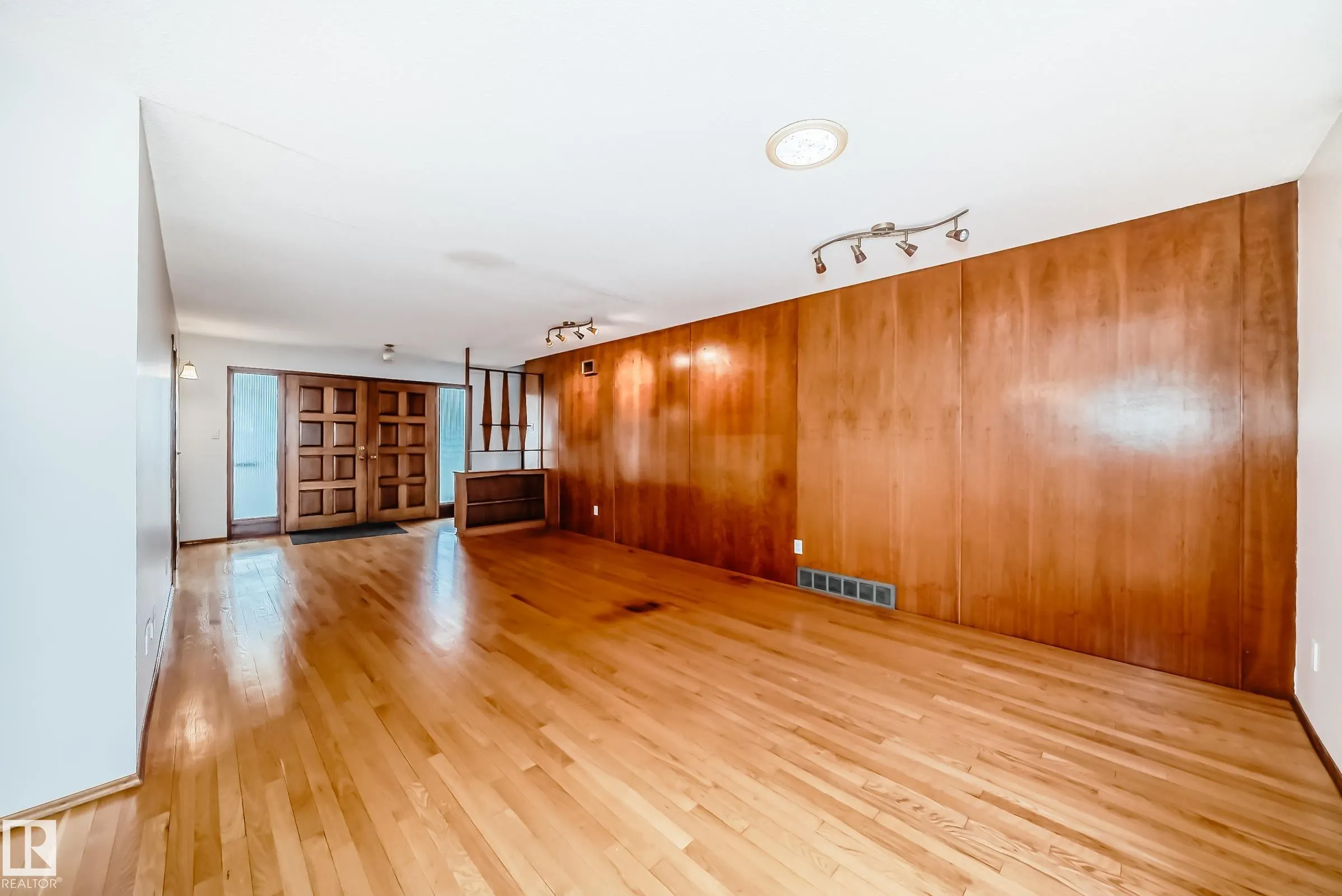 13316 129 Avenue