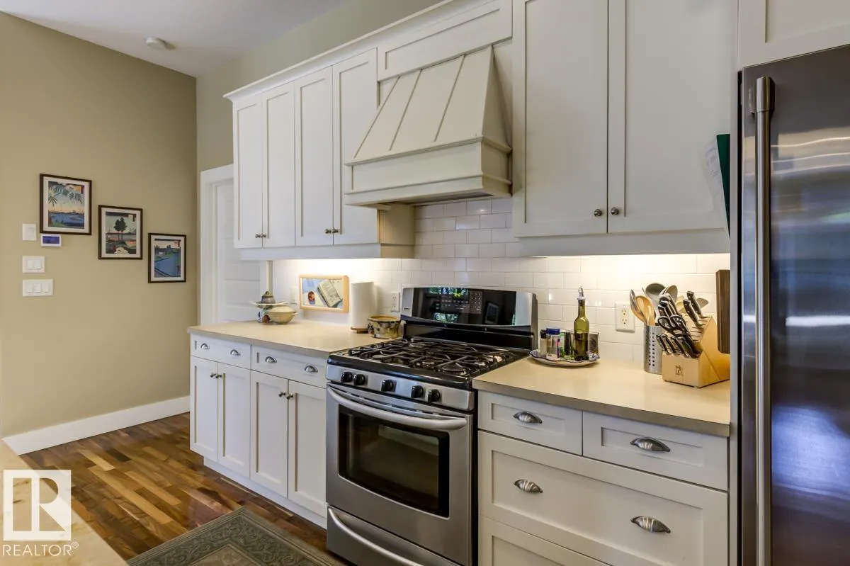 3218 TREDGER Close