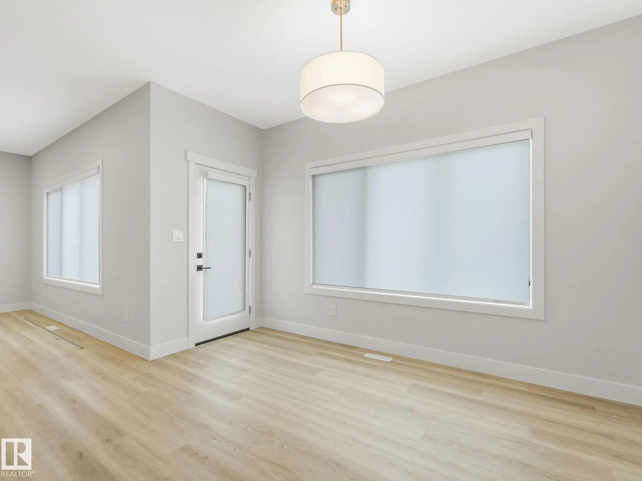 100 Edgefield Way