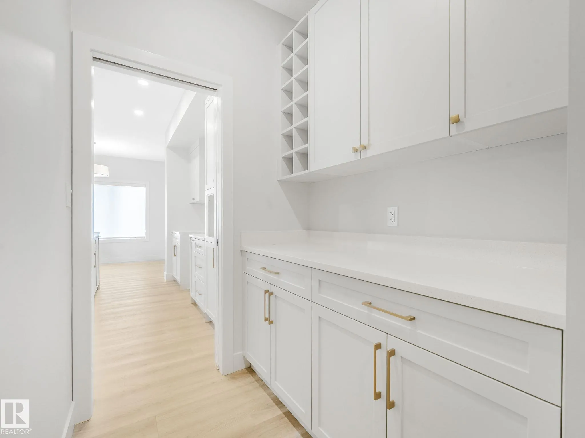 100 Edgefield Way