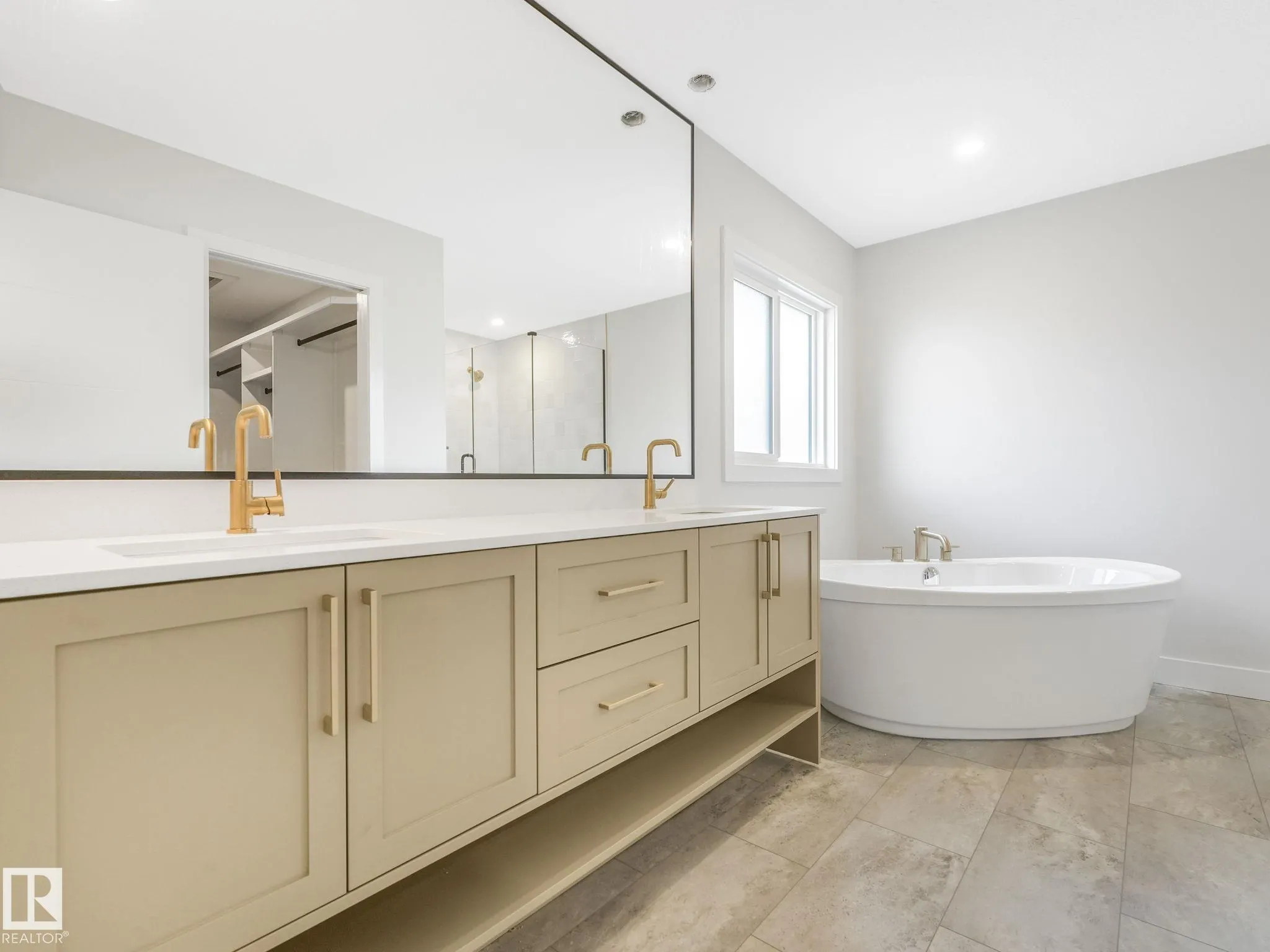 100 Edgefield Way