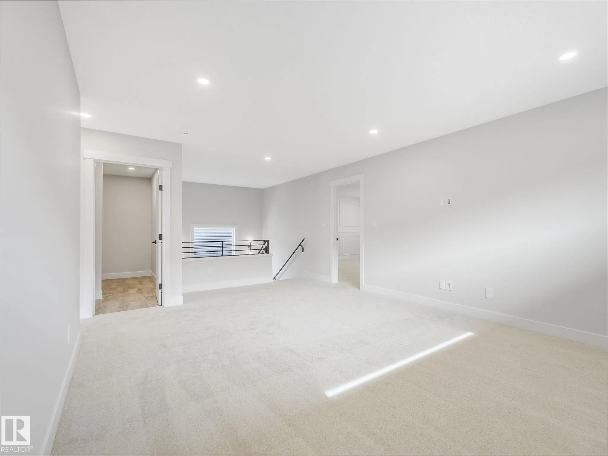 100 Edgefield Way
