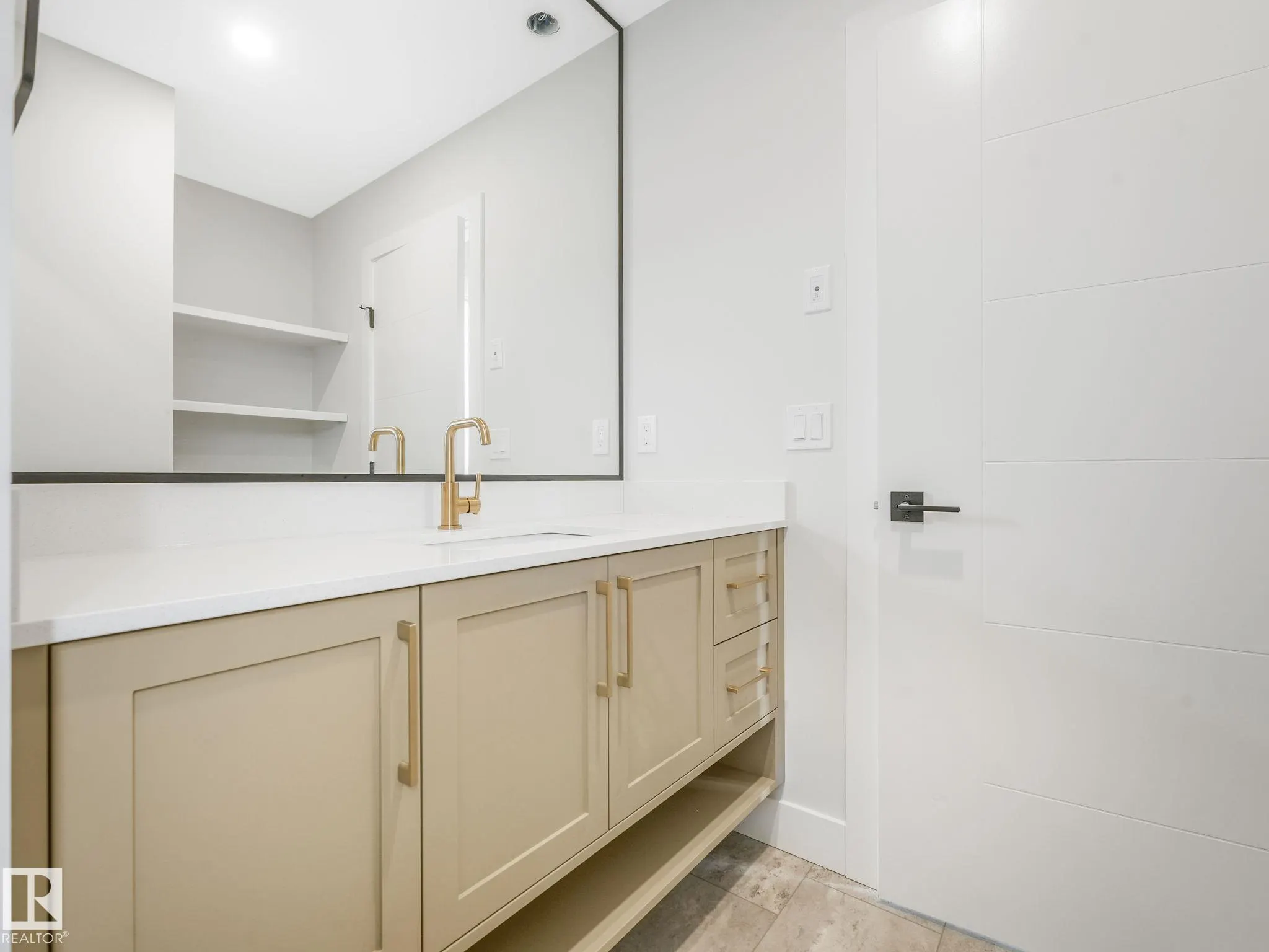 100 Edgefield Way