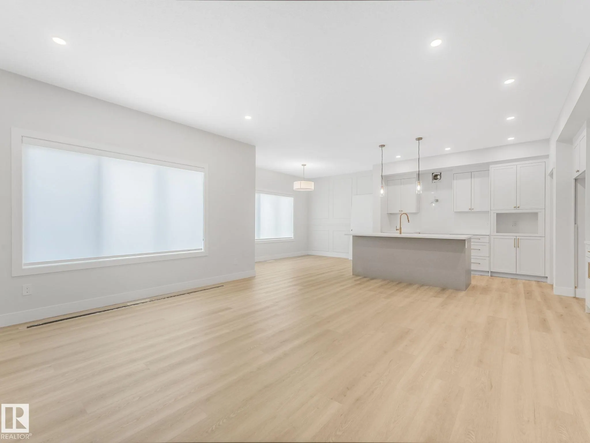 100 Edgefield Way