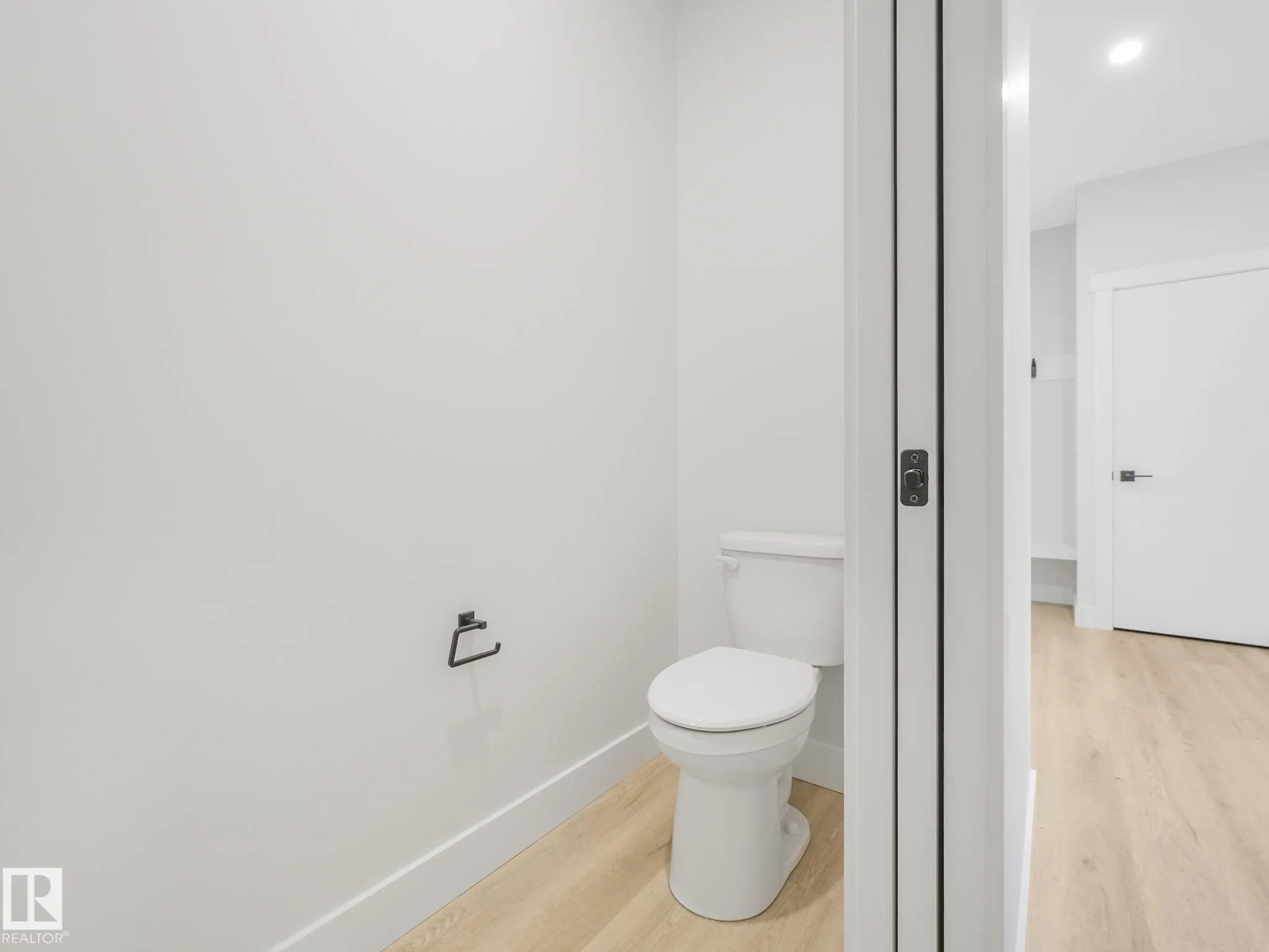 100 Edgefield Way