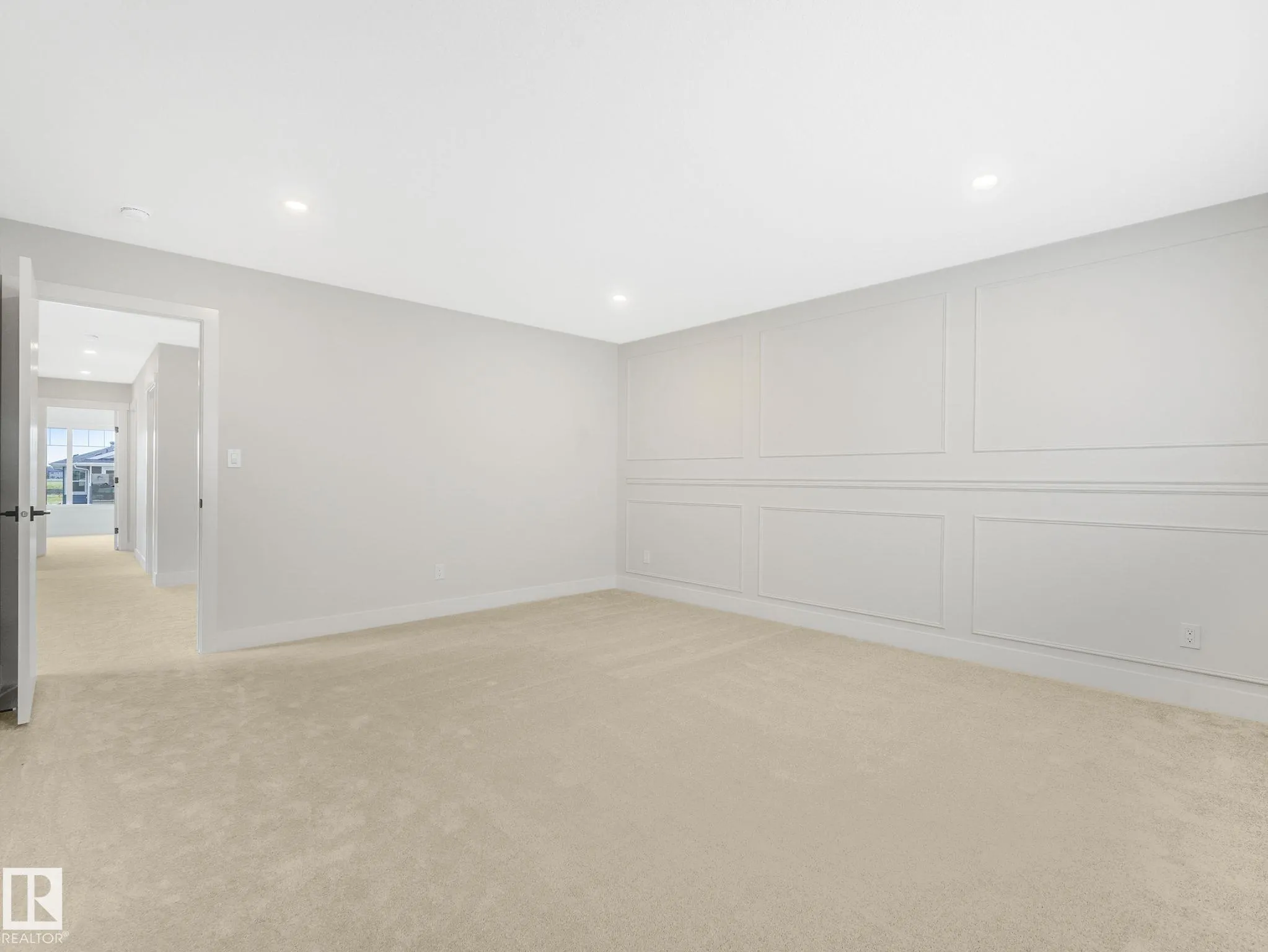 100 Edgefield Way