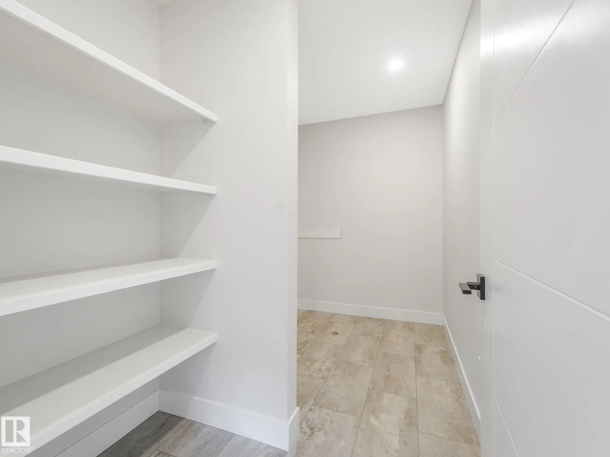 100 Edgefield Way
