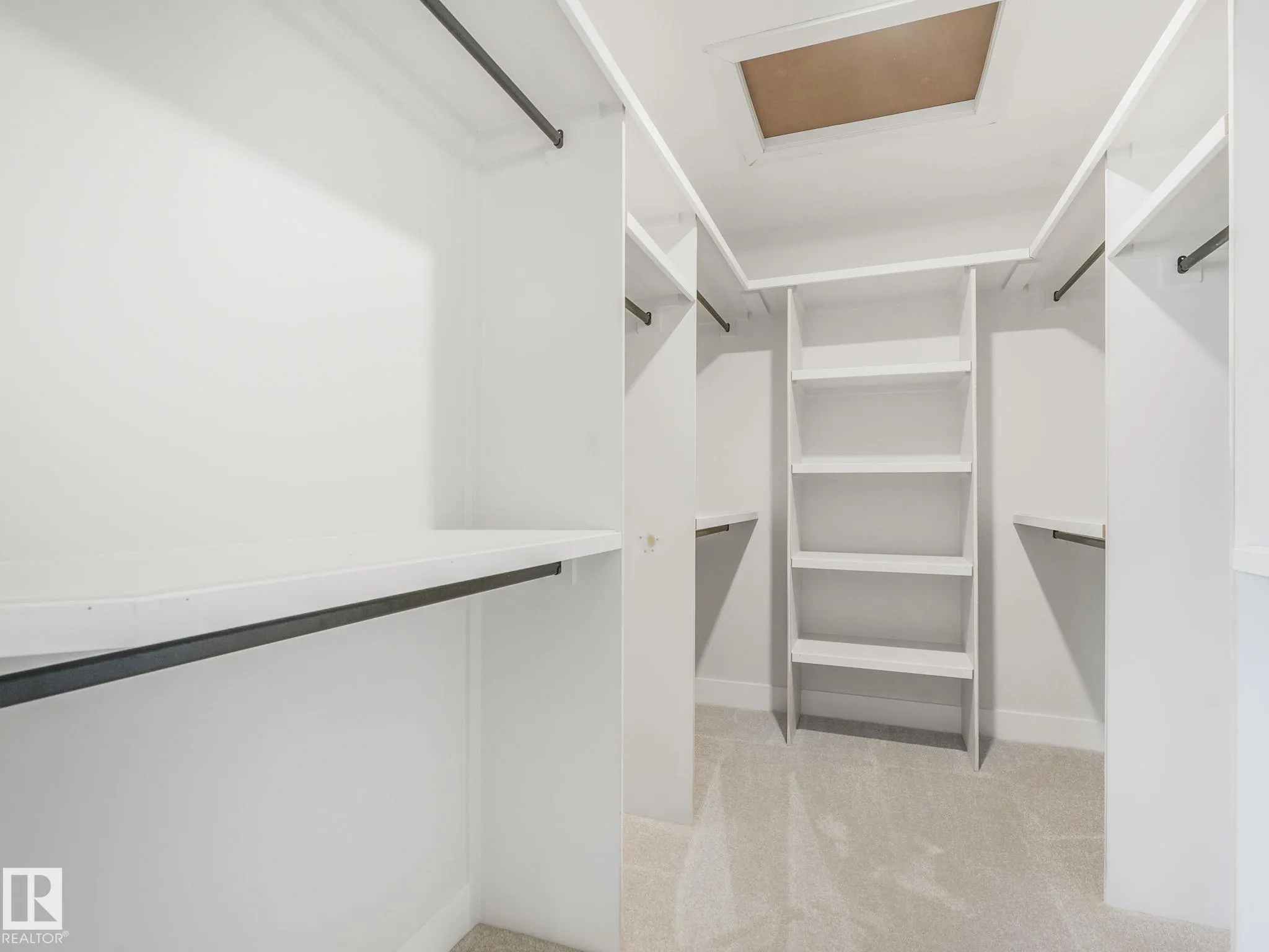 100 Edgefield Way