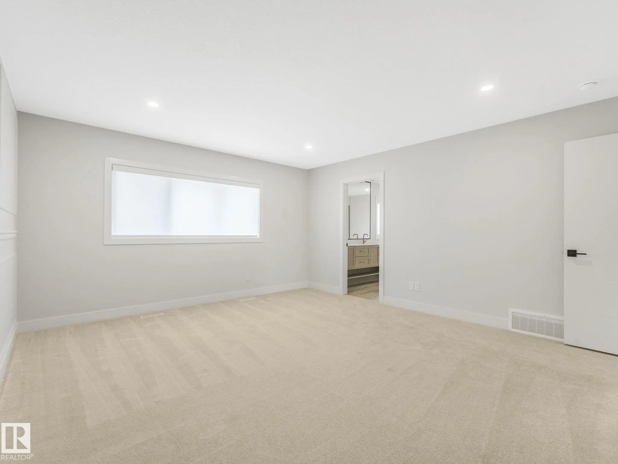 100 Edgefield Way
