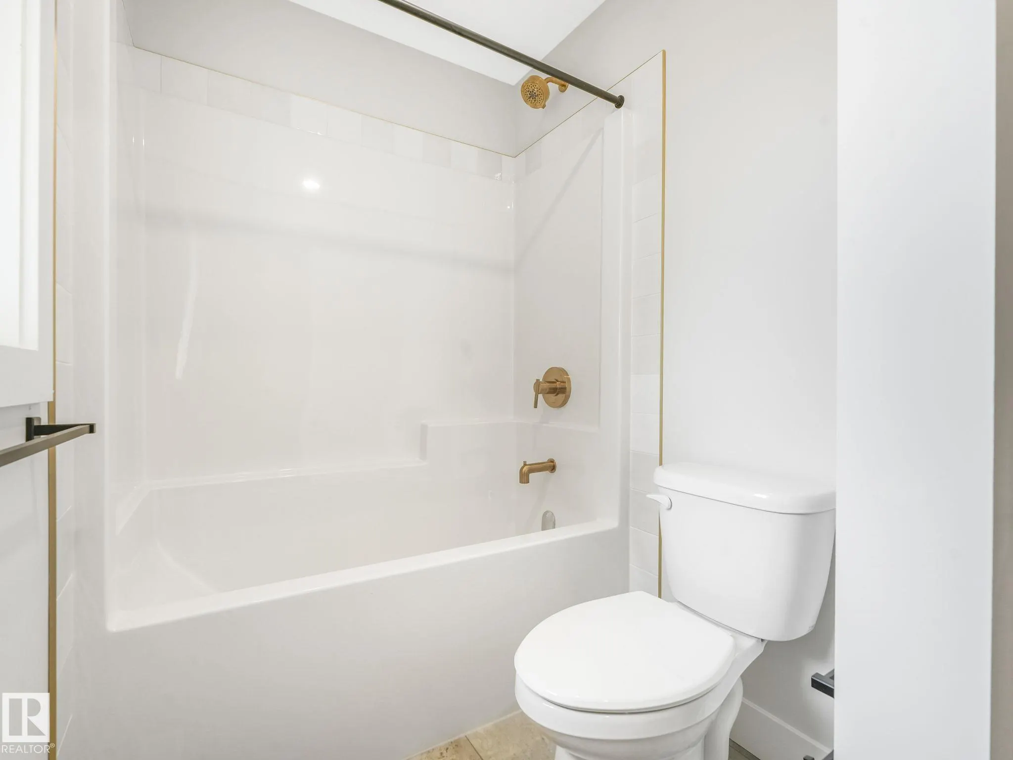 100 Edgefield Way