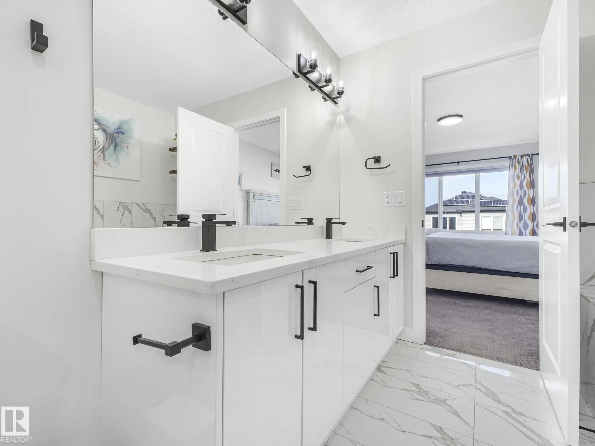111 BLUFF Cove