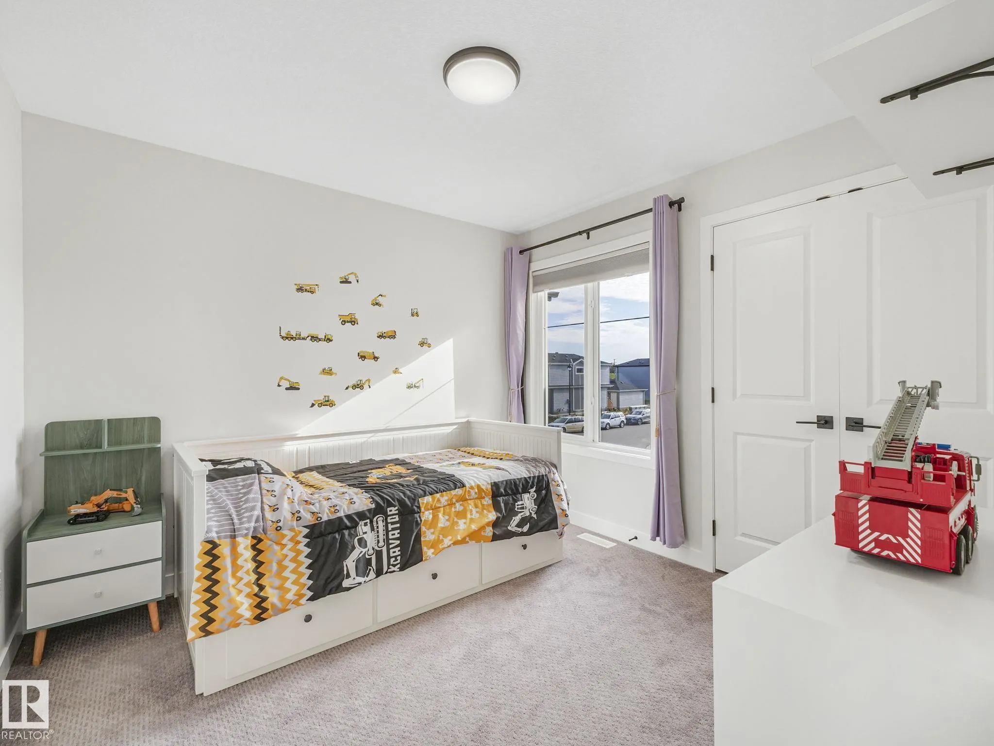 111 BLUFF Cove