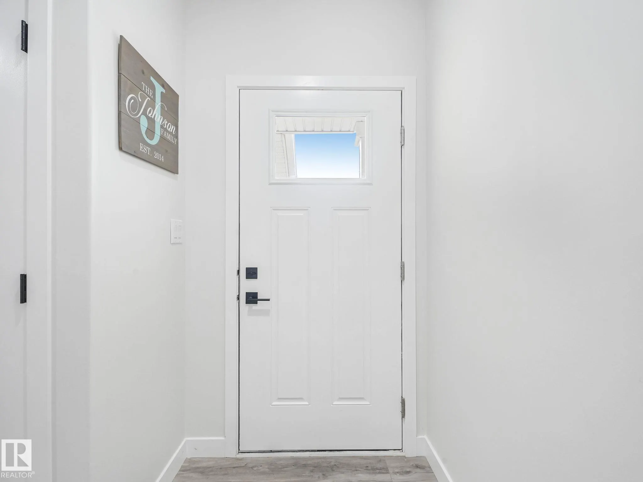 111 BLUFF Cove