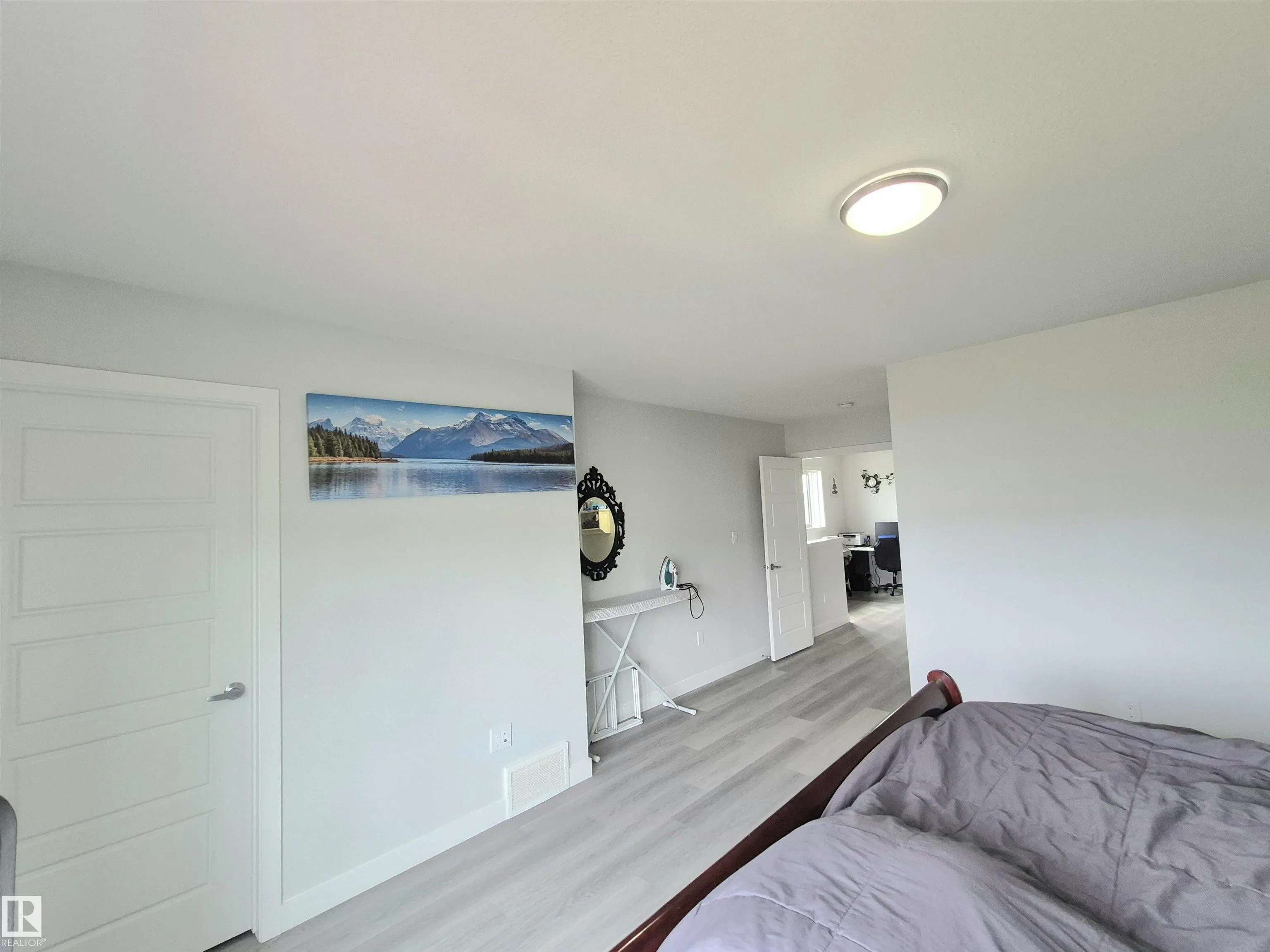 1727 PLUM Crescent