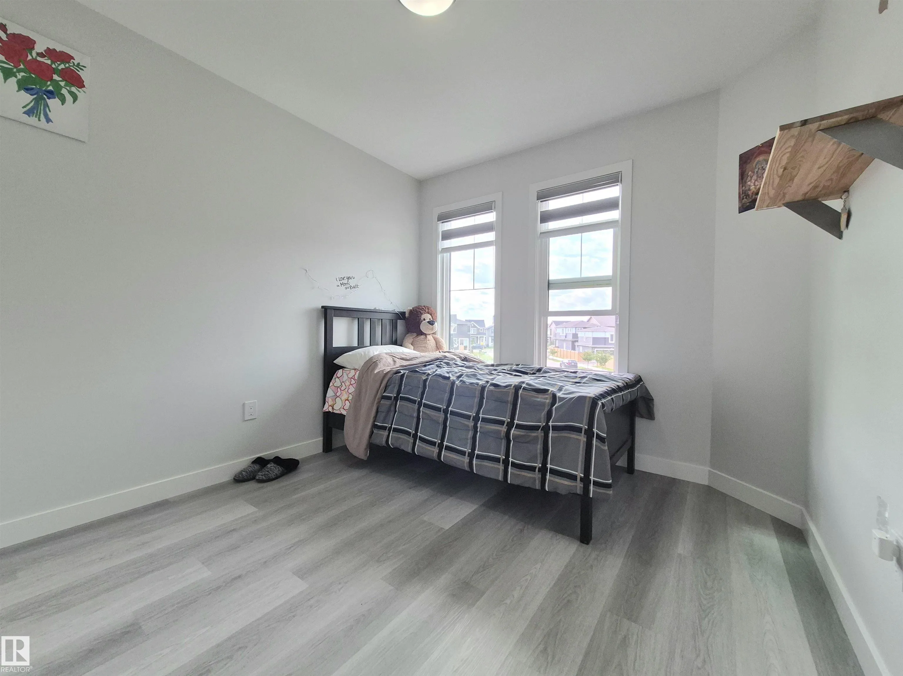 1727 PLUM Crescent