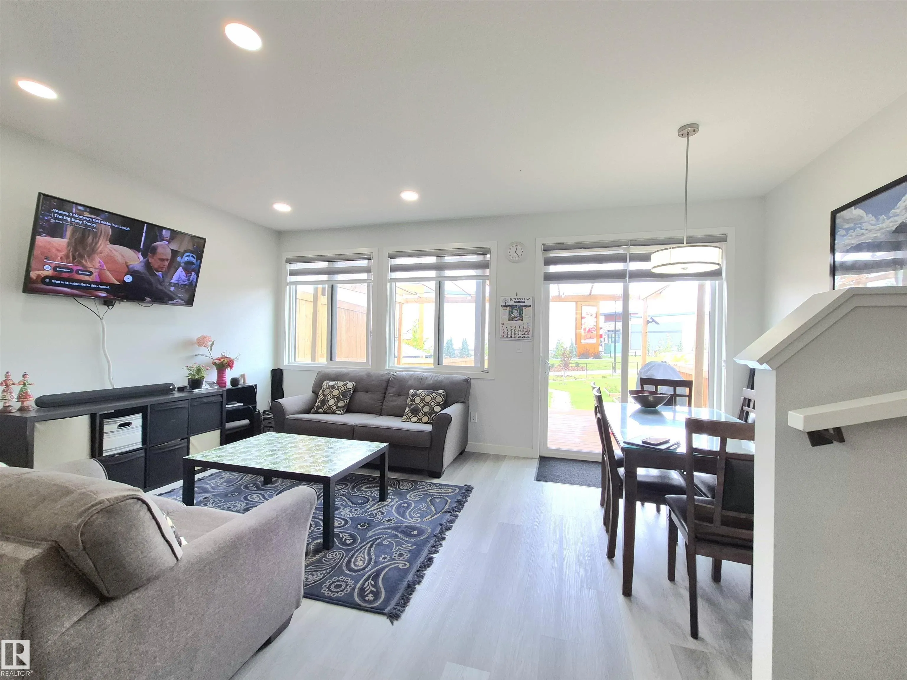 1727 PLUM Crescent