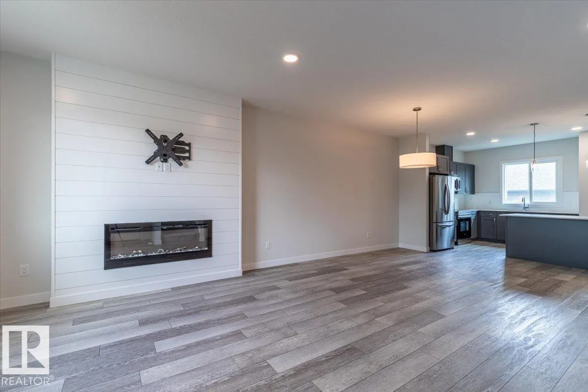 27 SIENNA Boulevard
