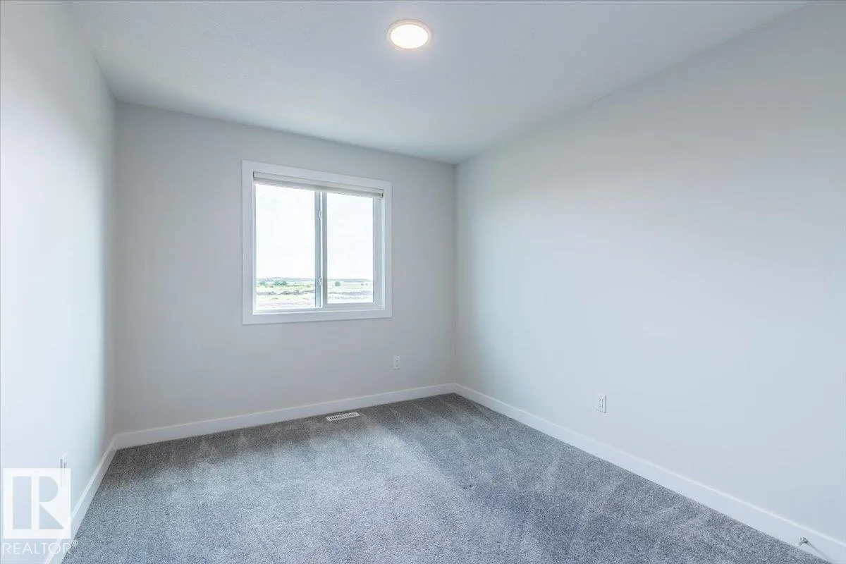 27 SIENNA Boulevard