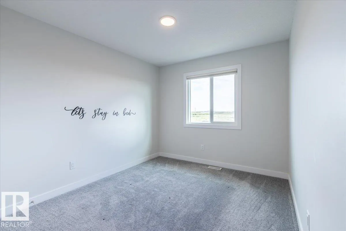 27 SIENNA Boulevard
