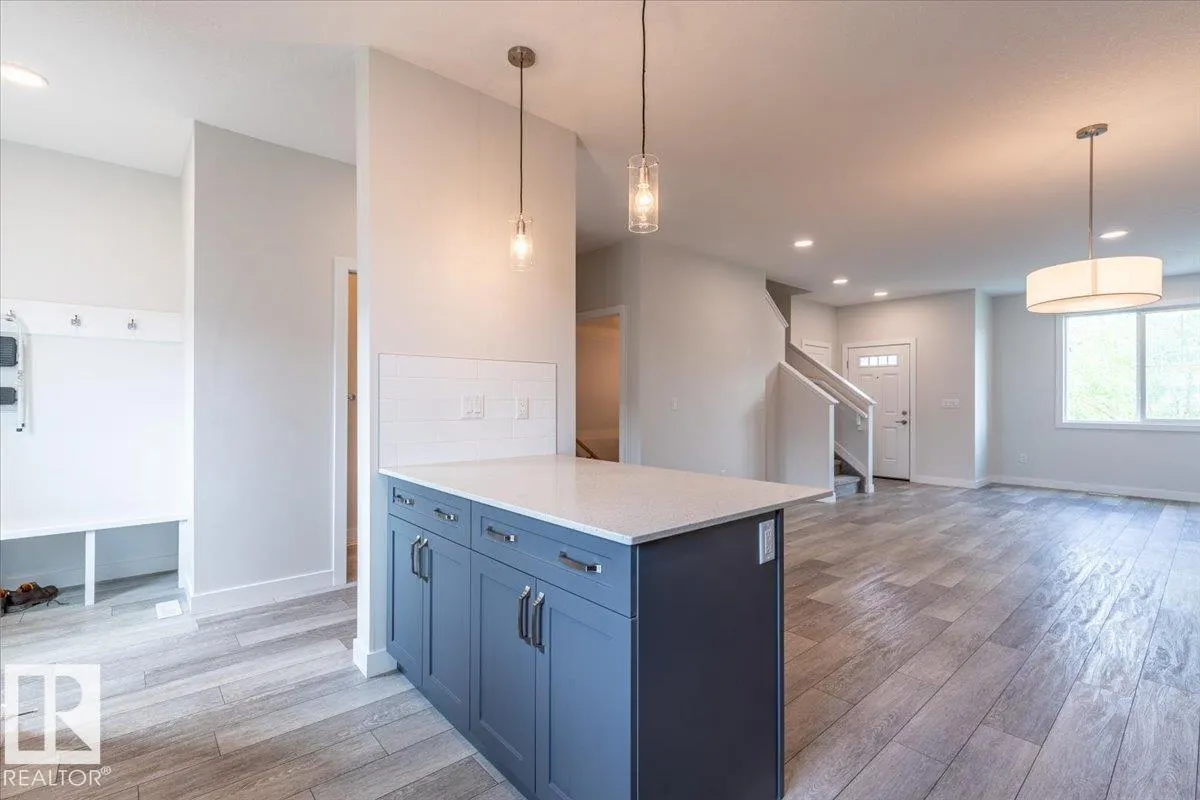 27 SIENNA Boulevard