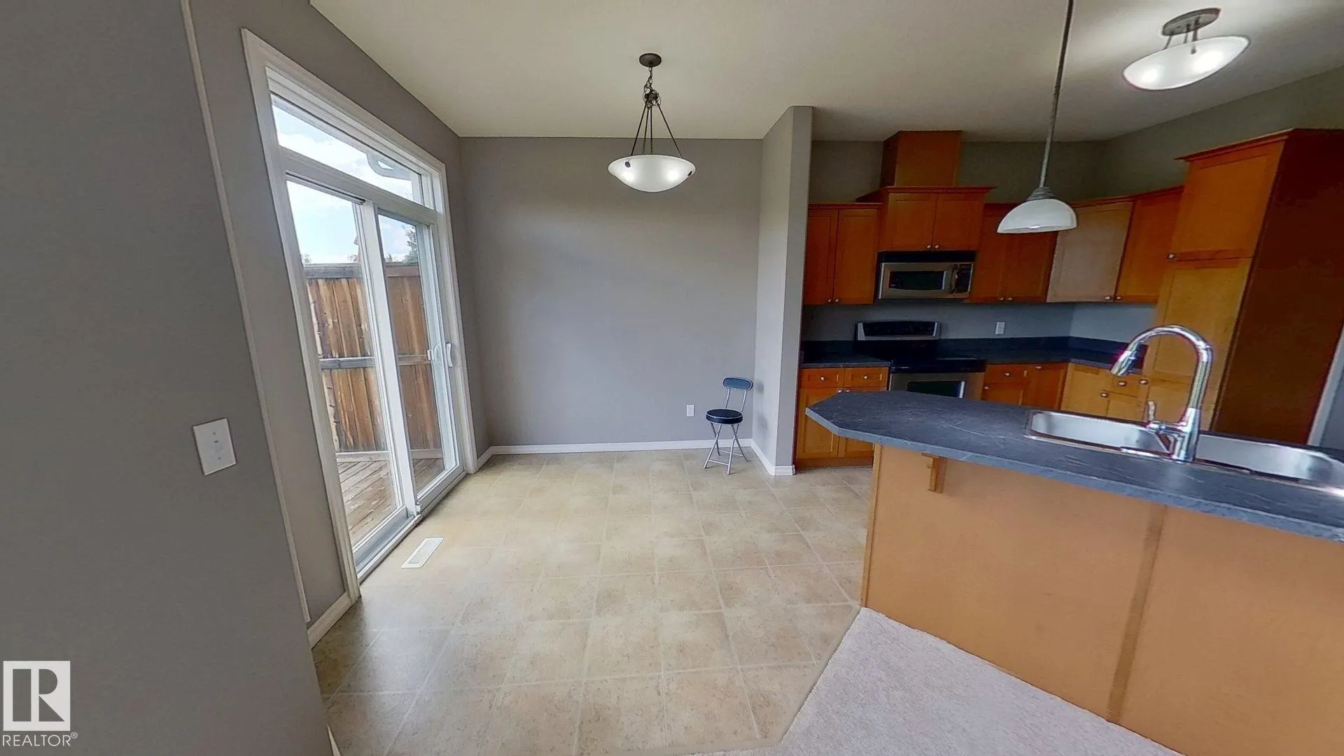 116 WESTERRA Boulevard