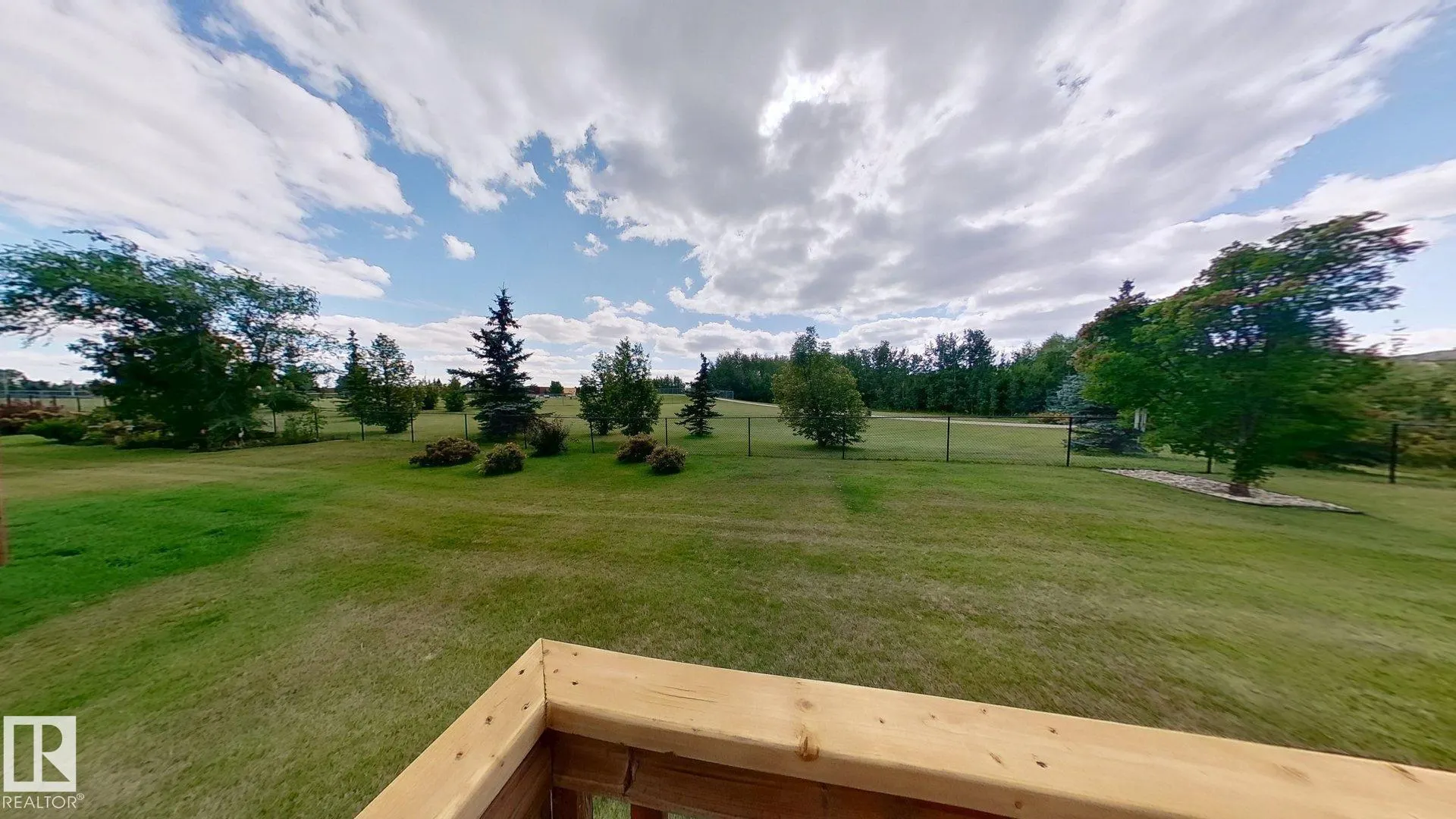 116 WESTERRA Boulevard