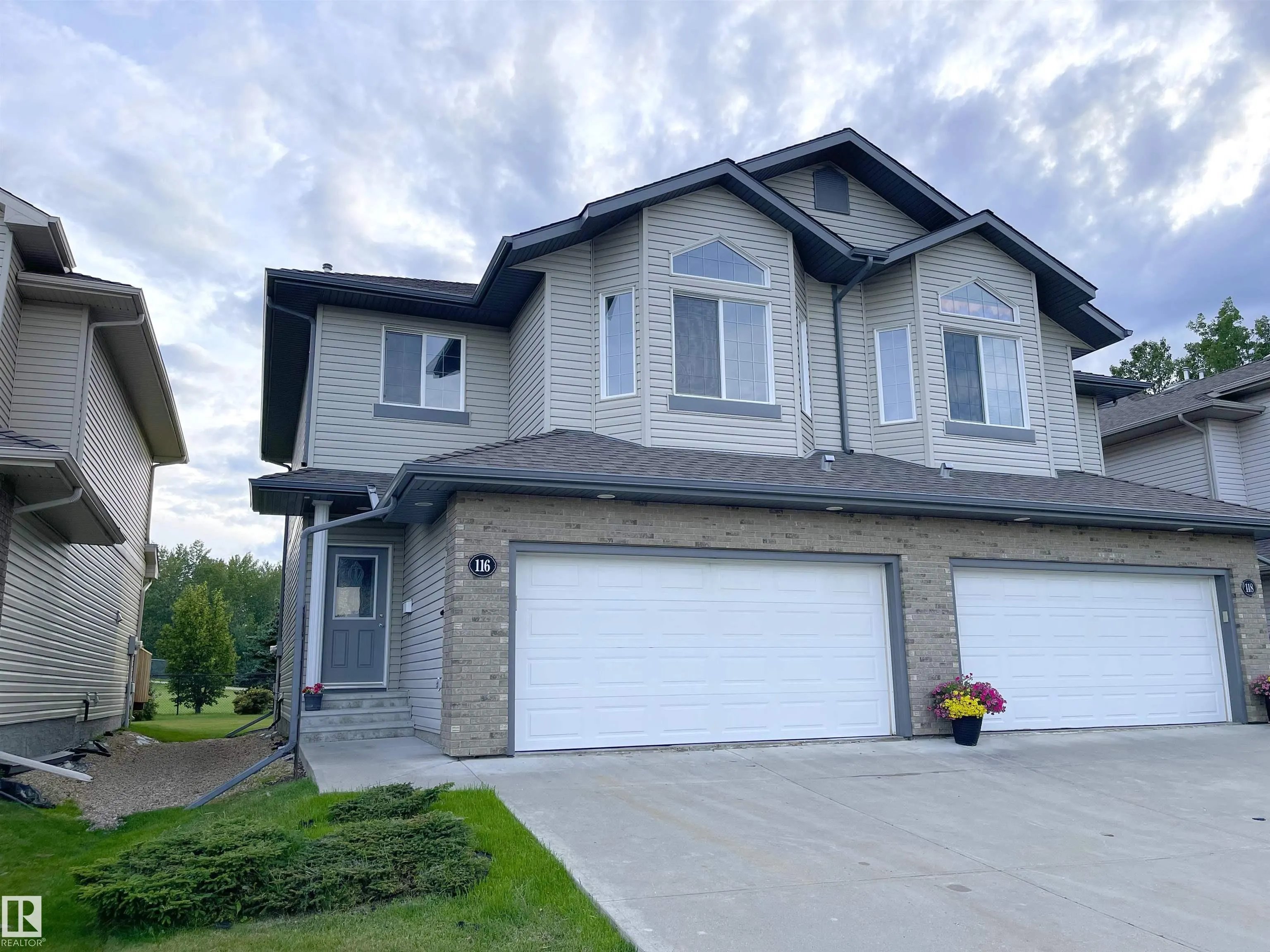 116 WESTERRA Boulevard