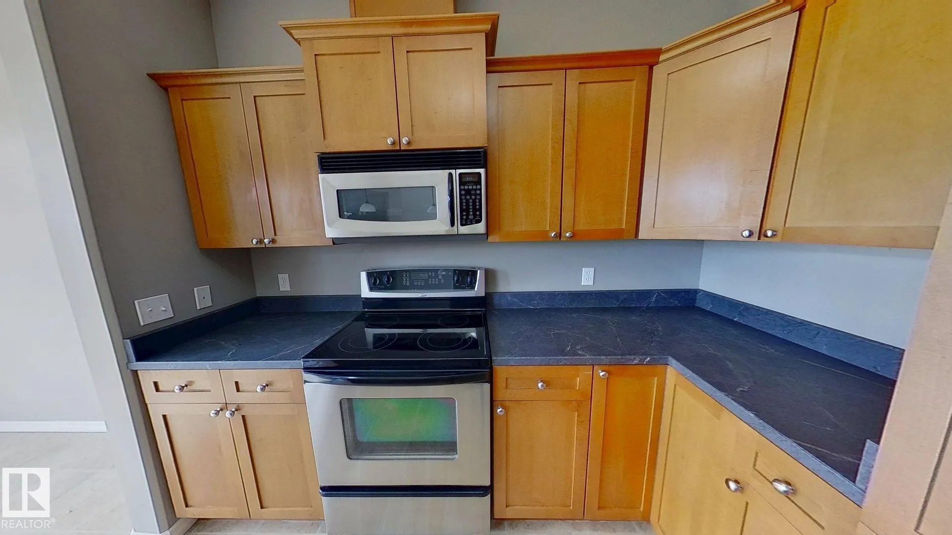 116 WESTERRA Boulevard