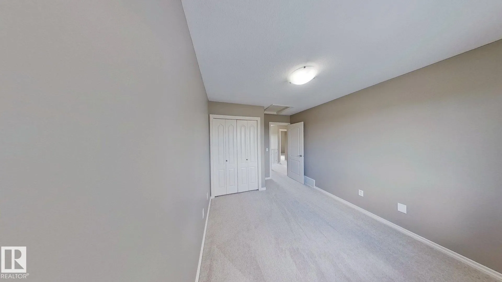 116 WESTERRA Boulevard