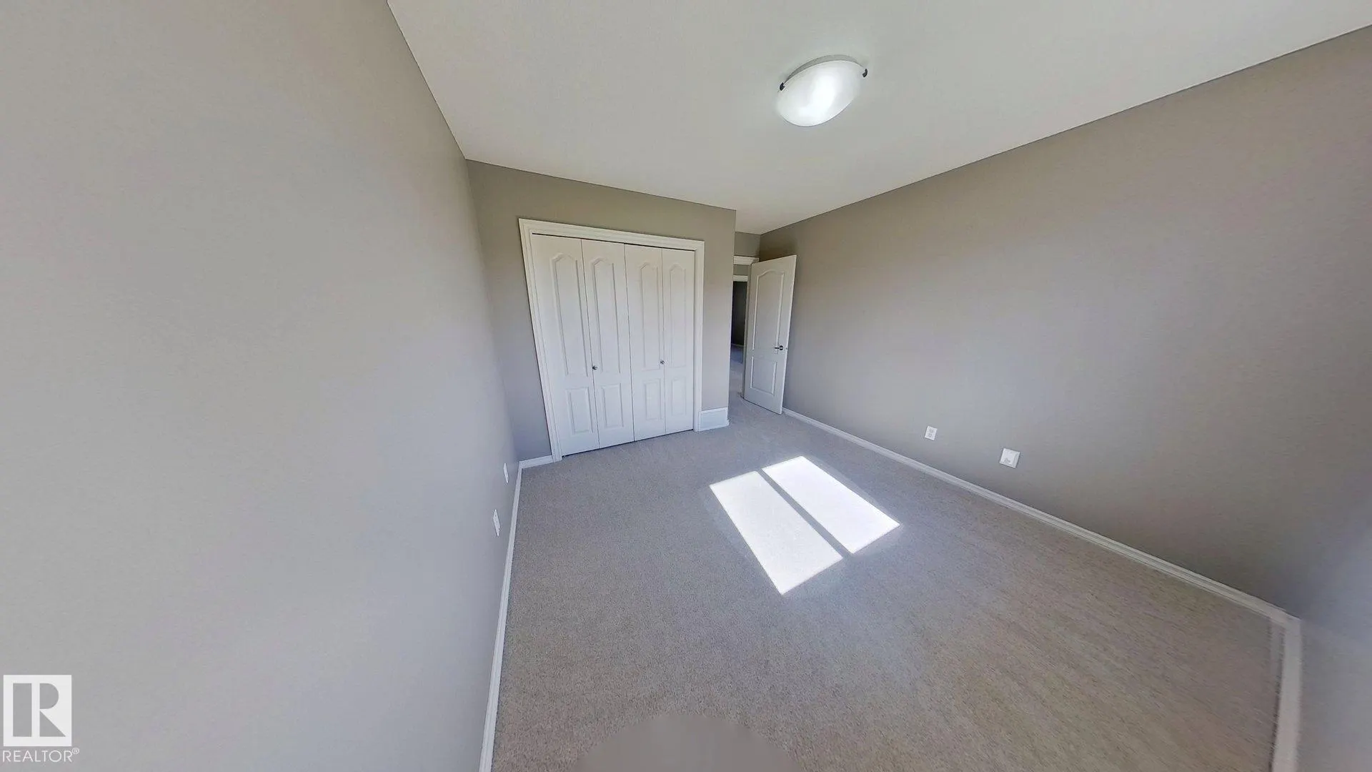 116 WESTERRA Boulevard