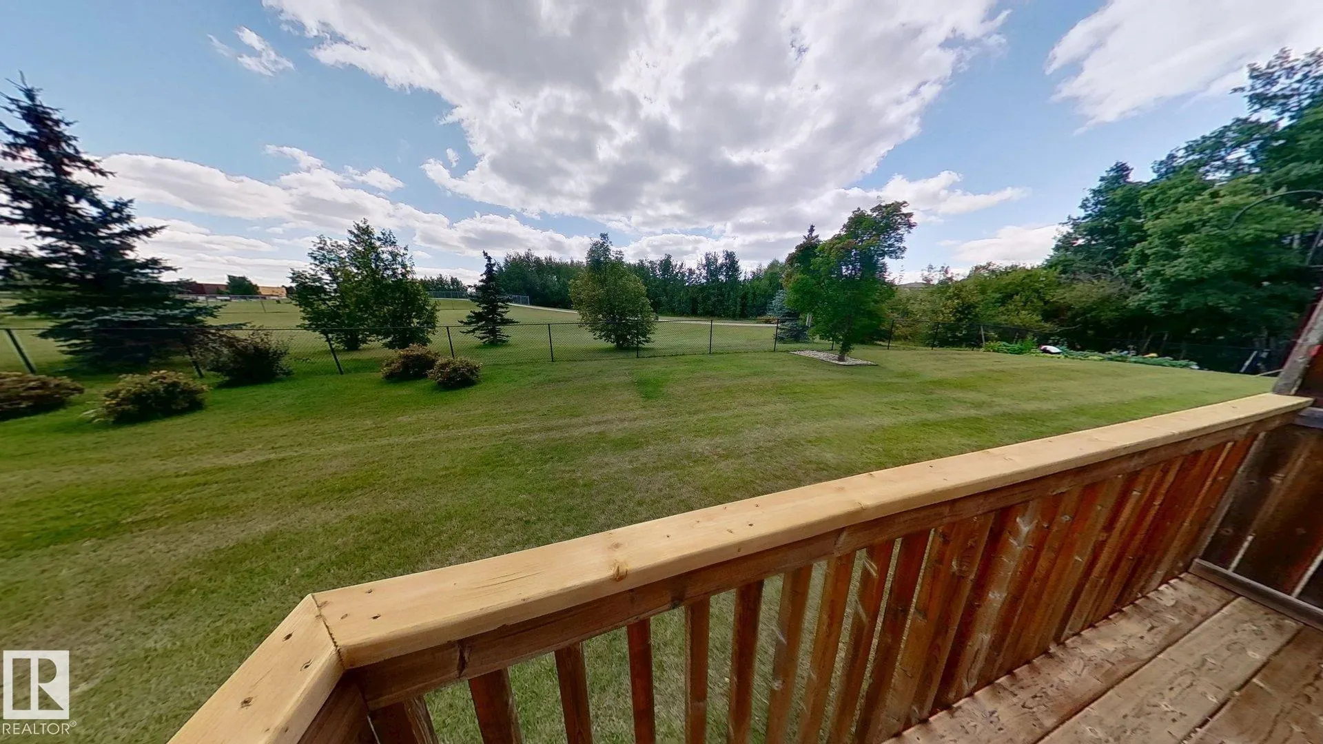 116 WESTERRA Boulevard