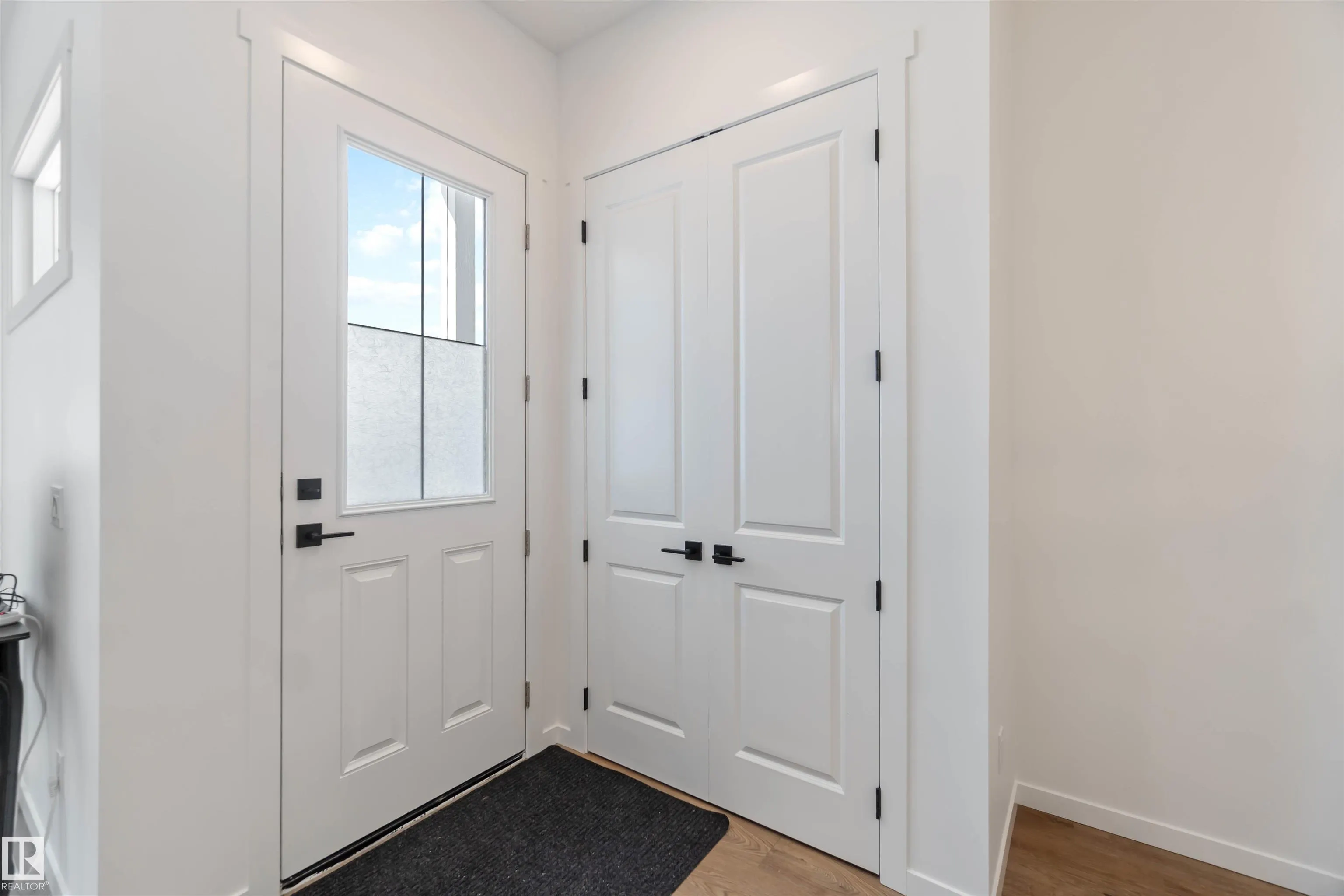 19 DEER MEADOW Crescent