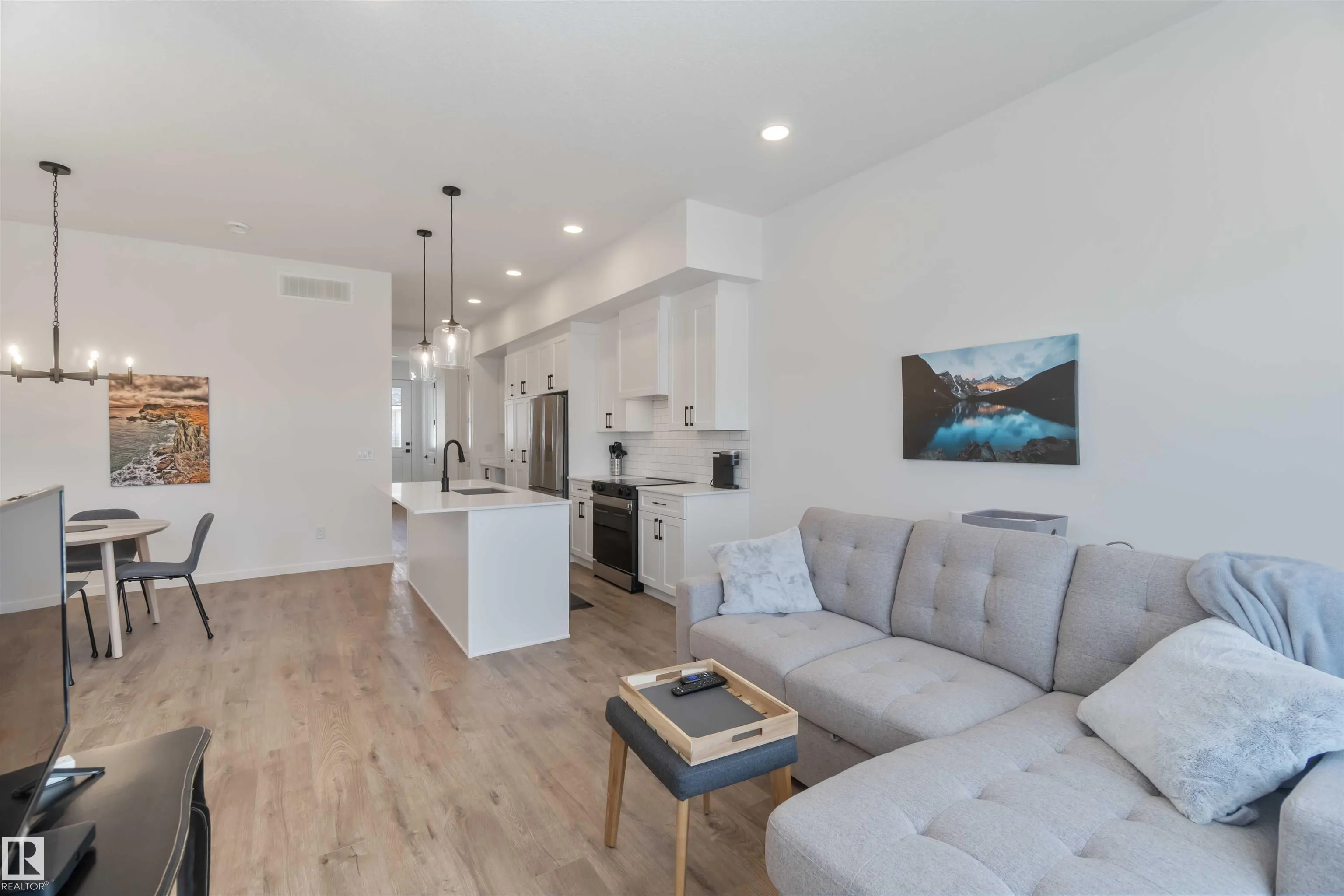 19 DEER MEADOW