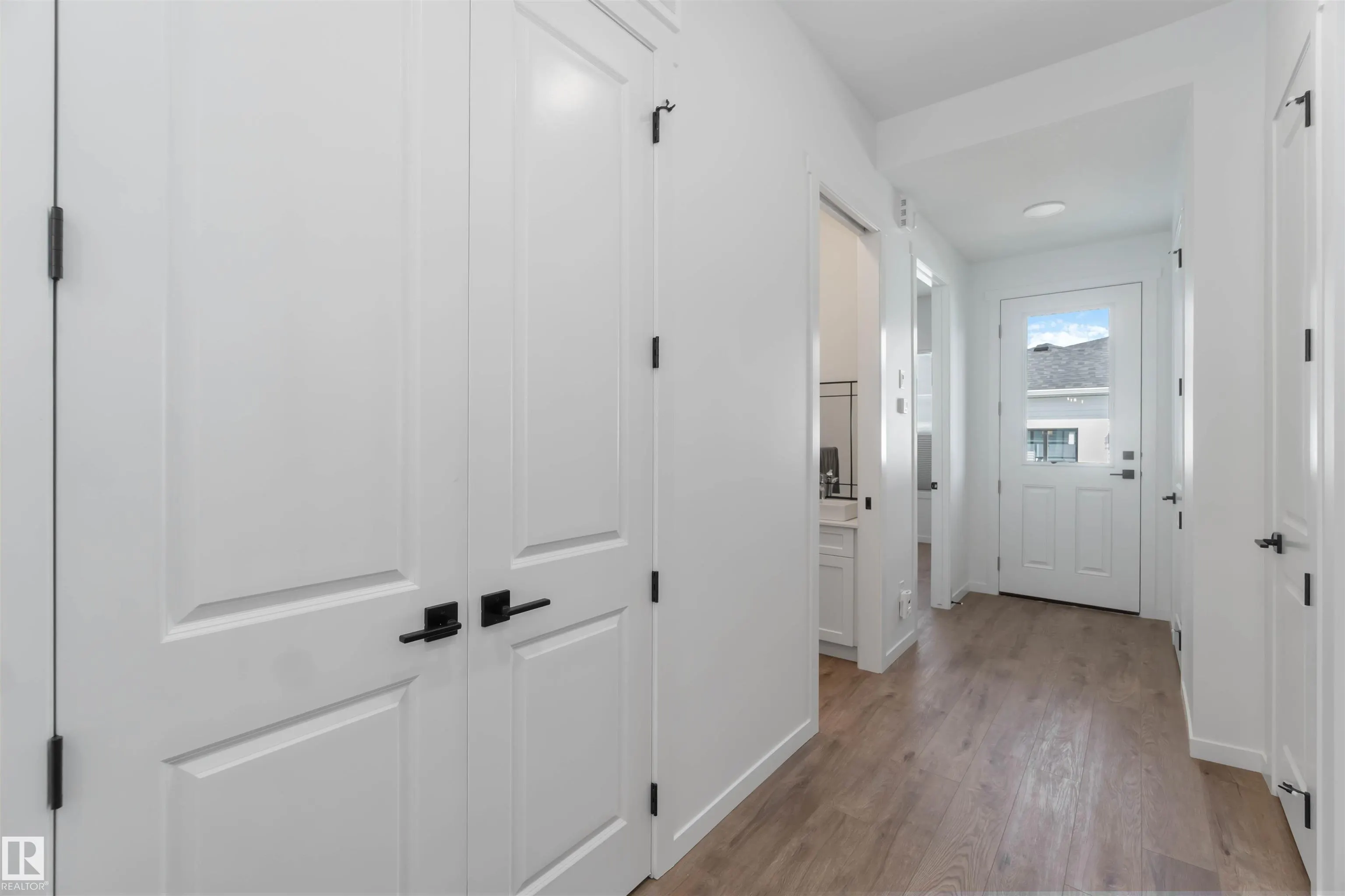 19 DEER MEADOW Crescent