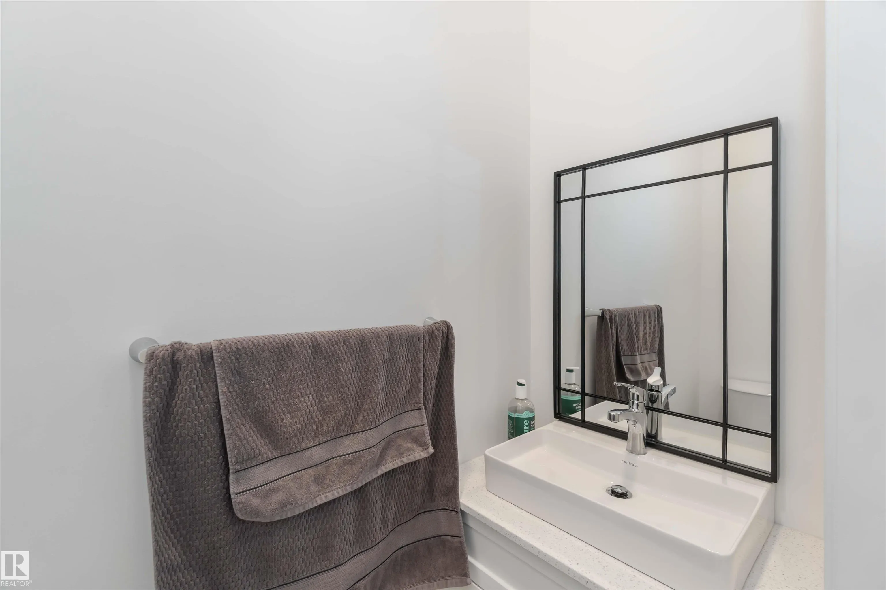 19 DEER MEADOW Crescent