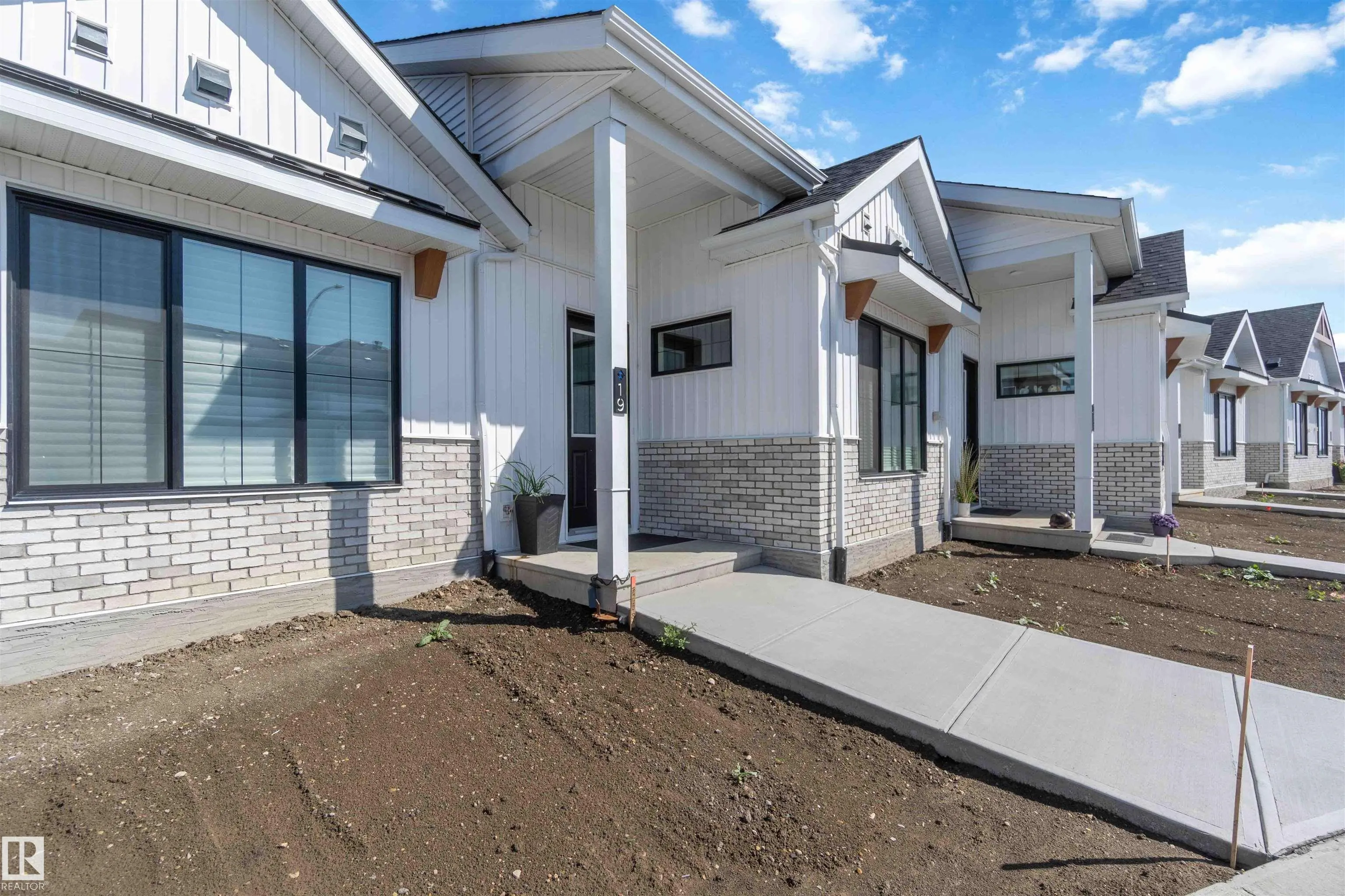 19 DEER MEADOW