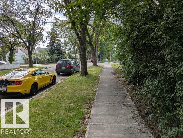 11706 90 Street