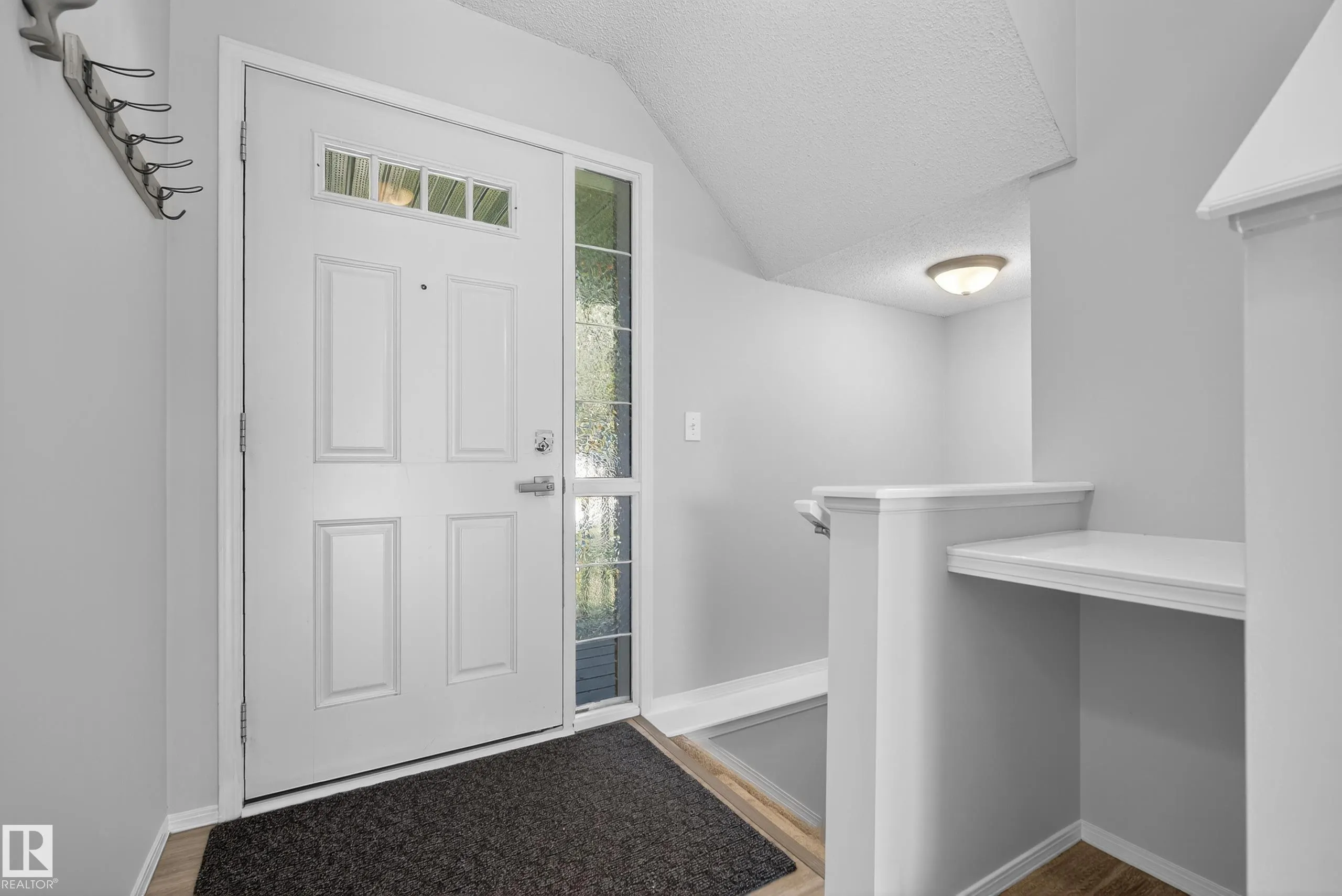 52 NEVIS Close