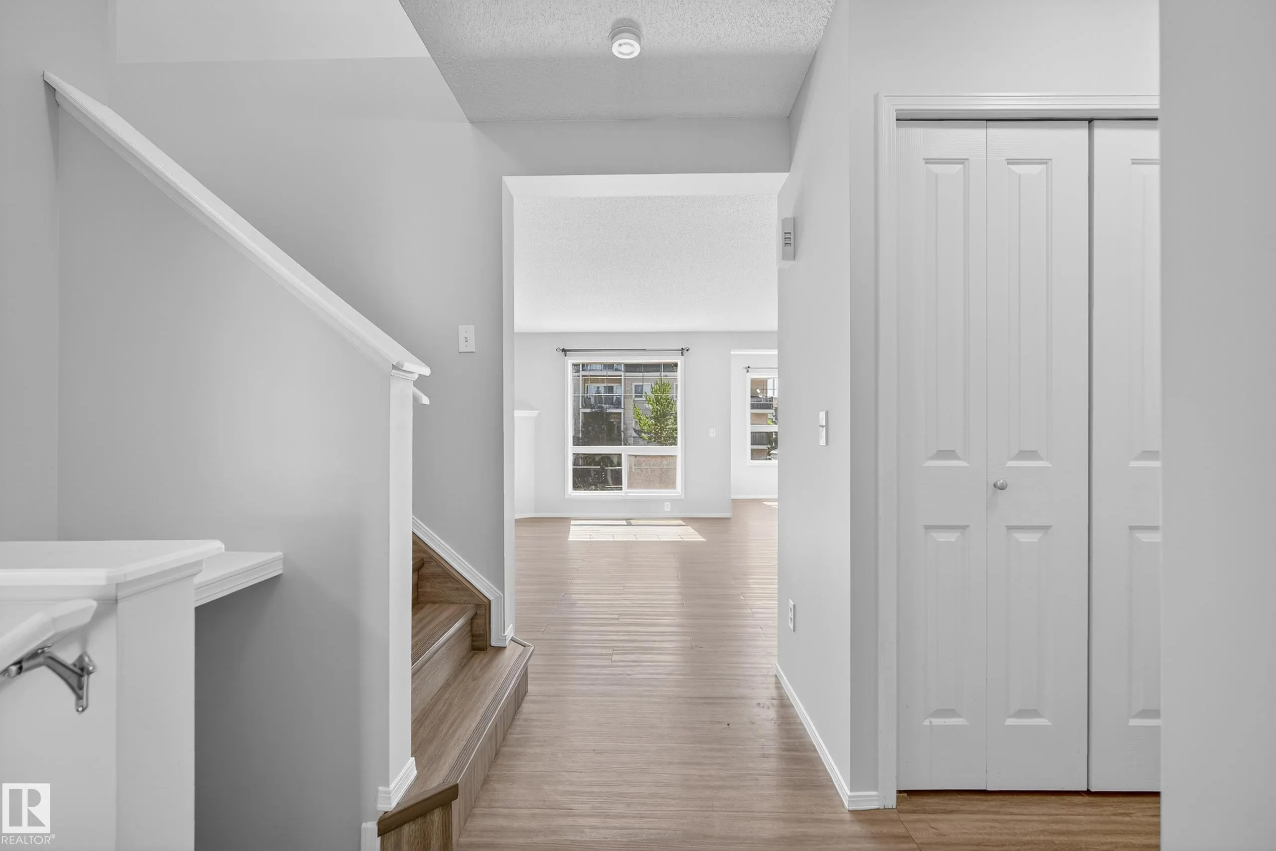 52 NEVIS Close