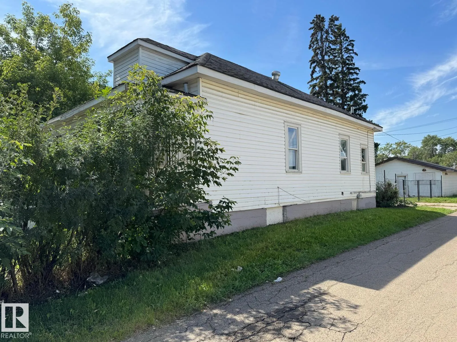 11734 87 ST