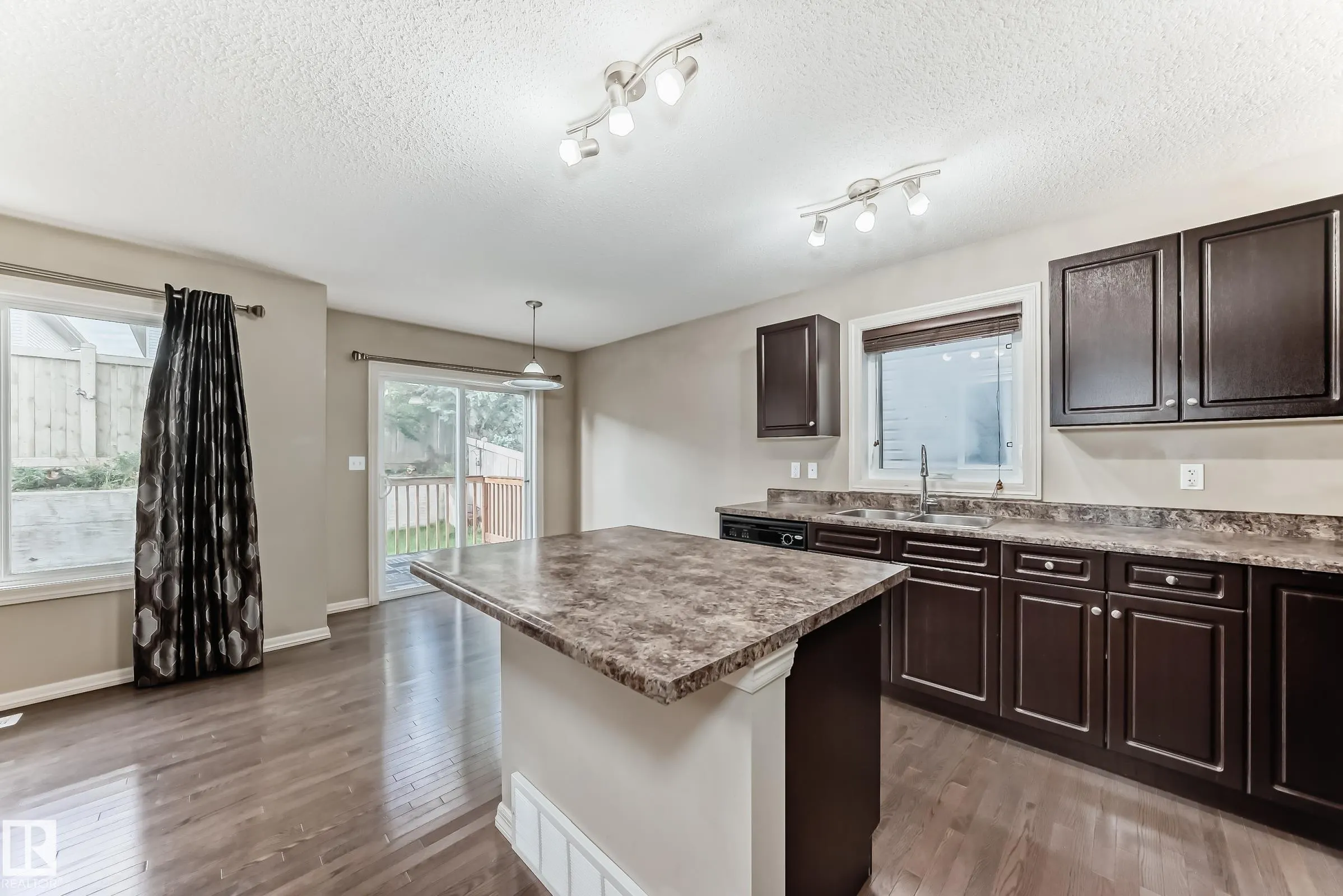 655 TAMARACK Road
