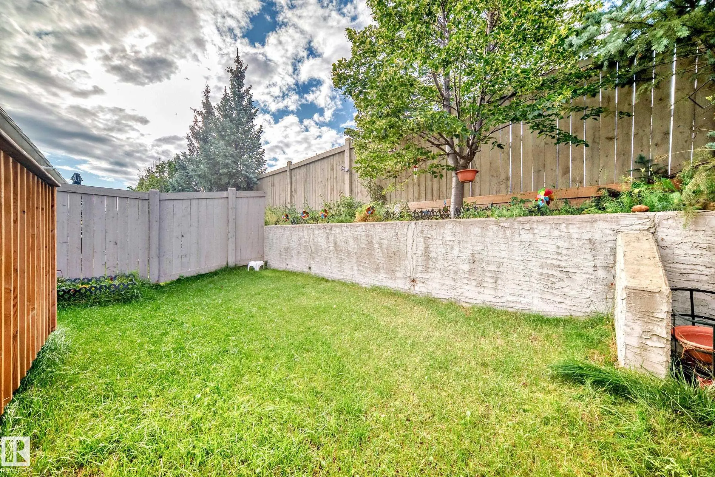 655 TAMARACK Road