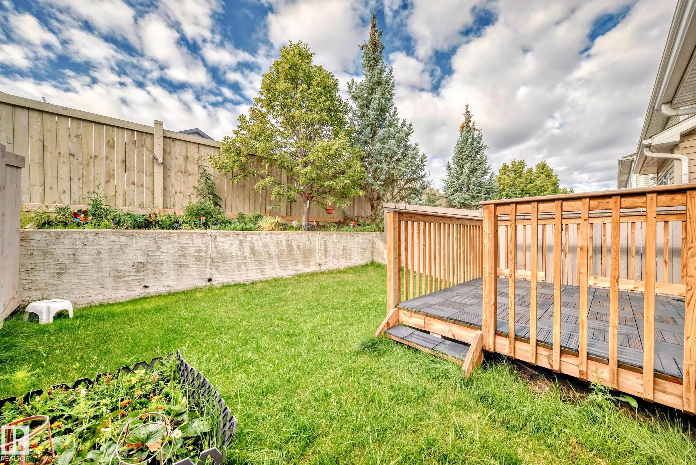 655 TAMARACK Road